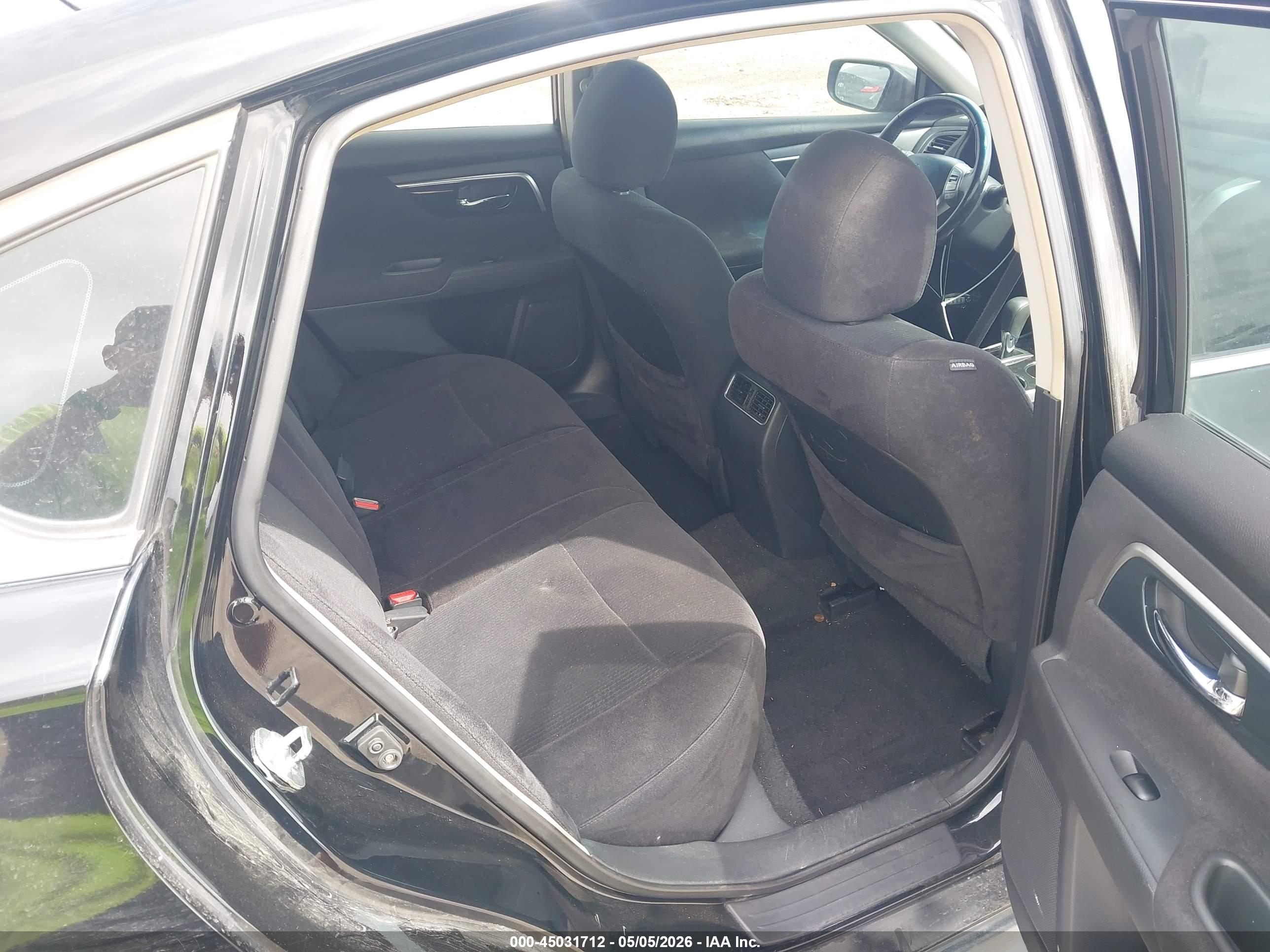 NISSAN ALTIMA image 8