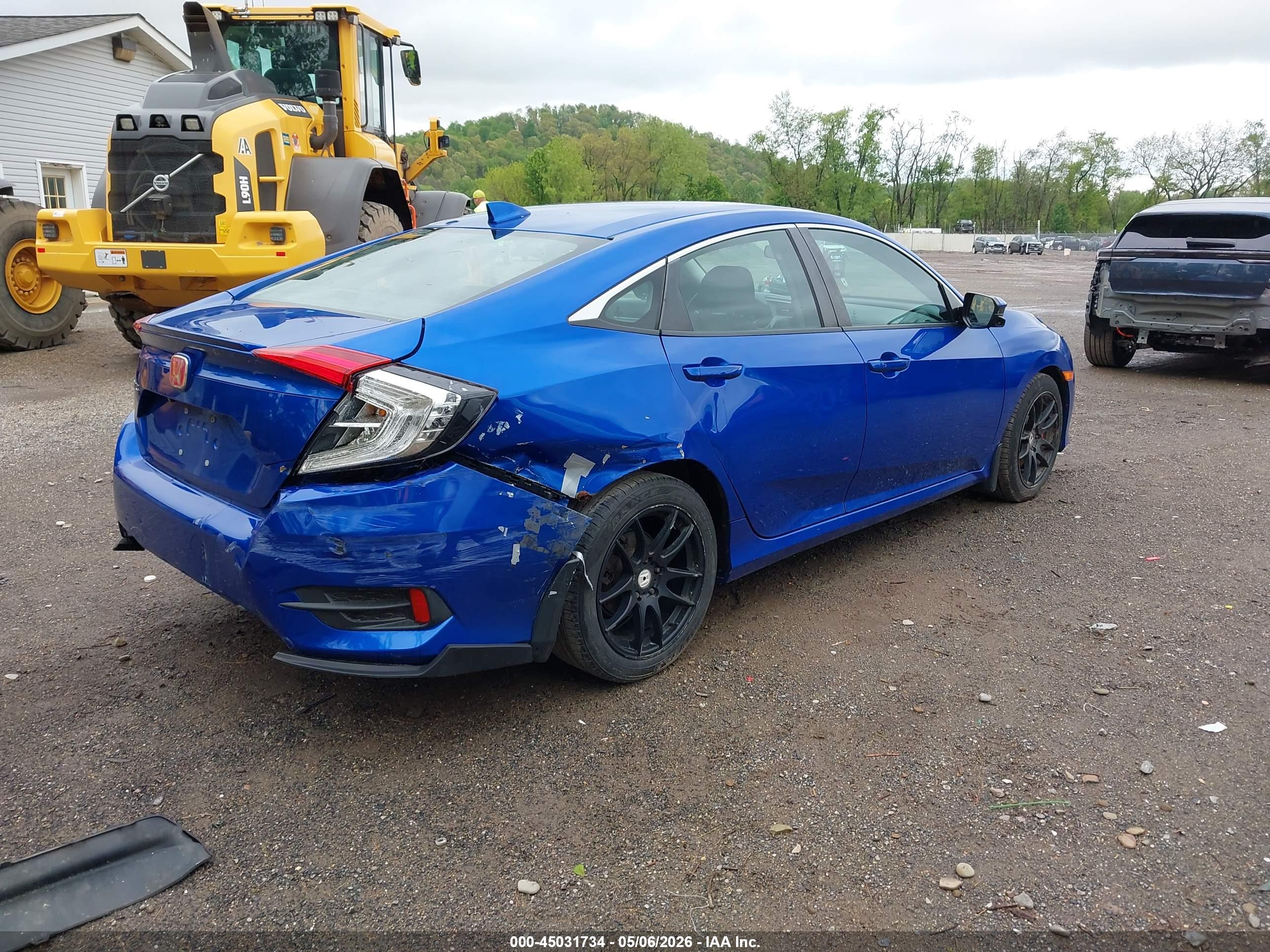 HONDA CIVIC image 4