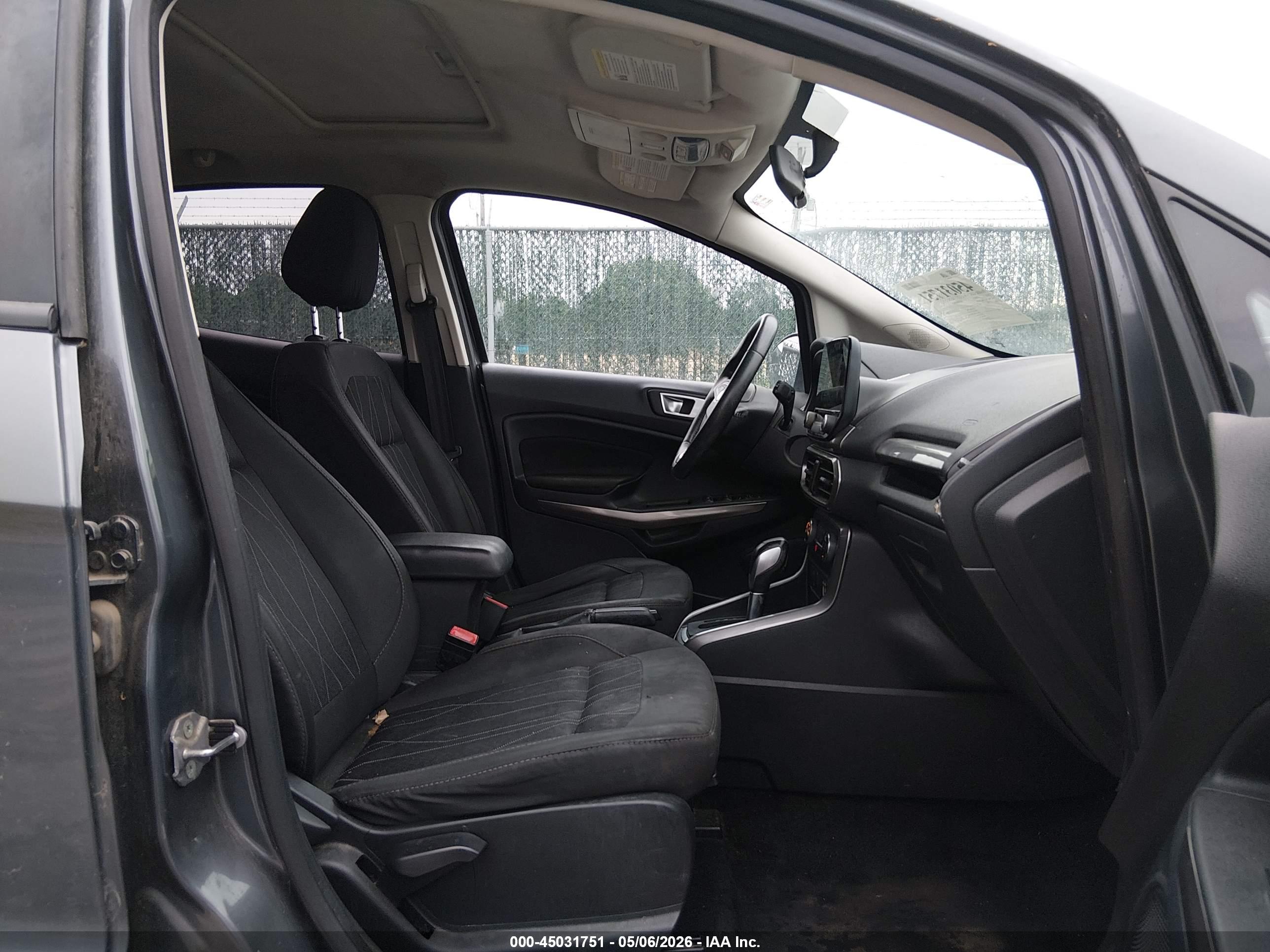 FORD ECOSPORT image 5