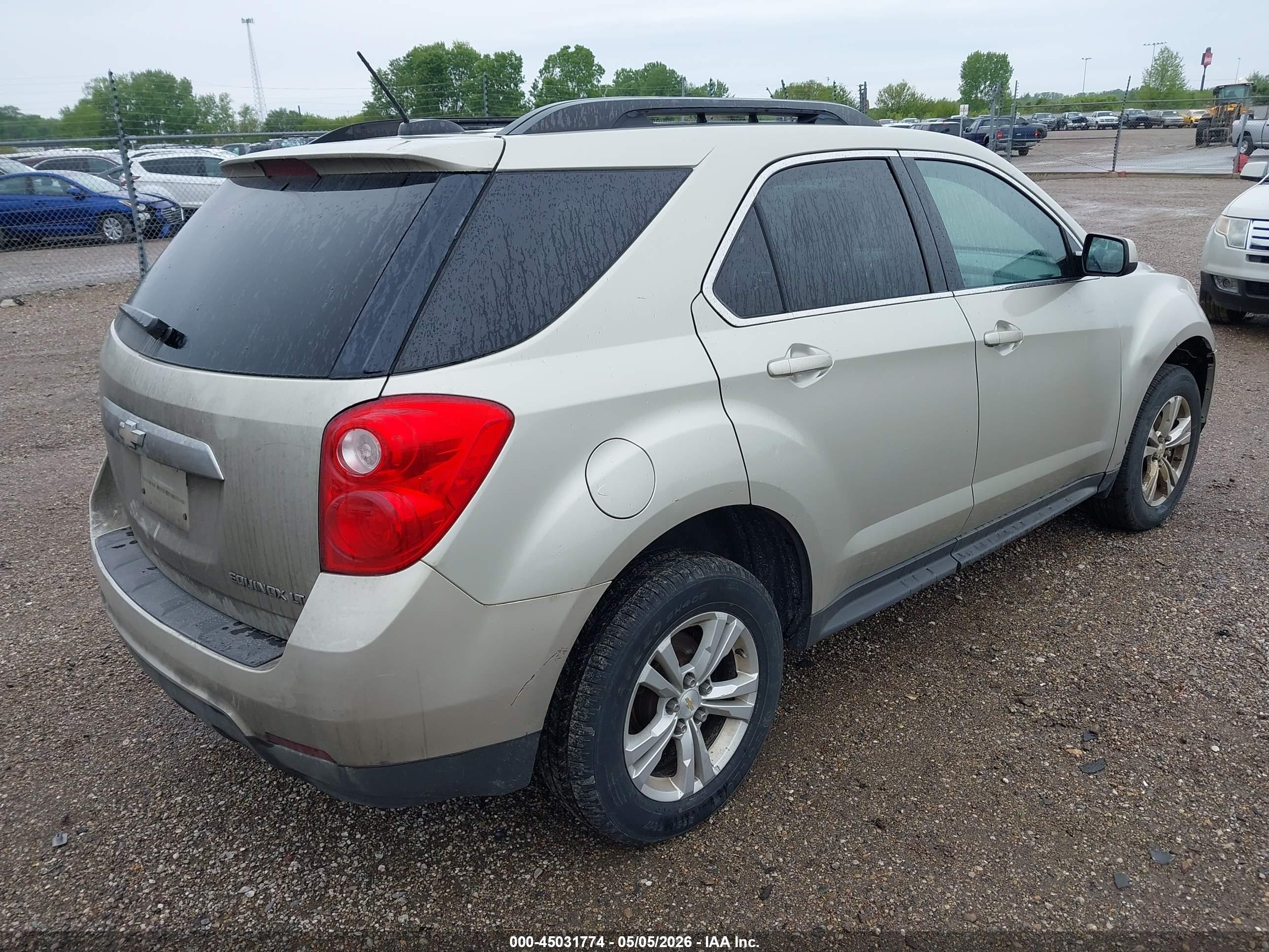 CHEVROLET EQUINOX image 4