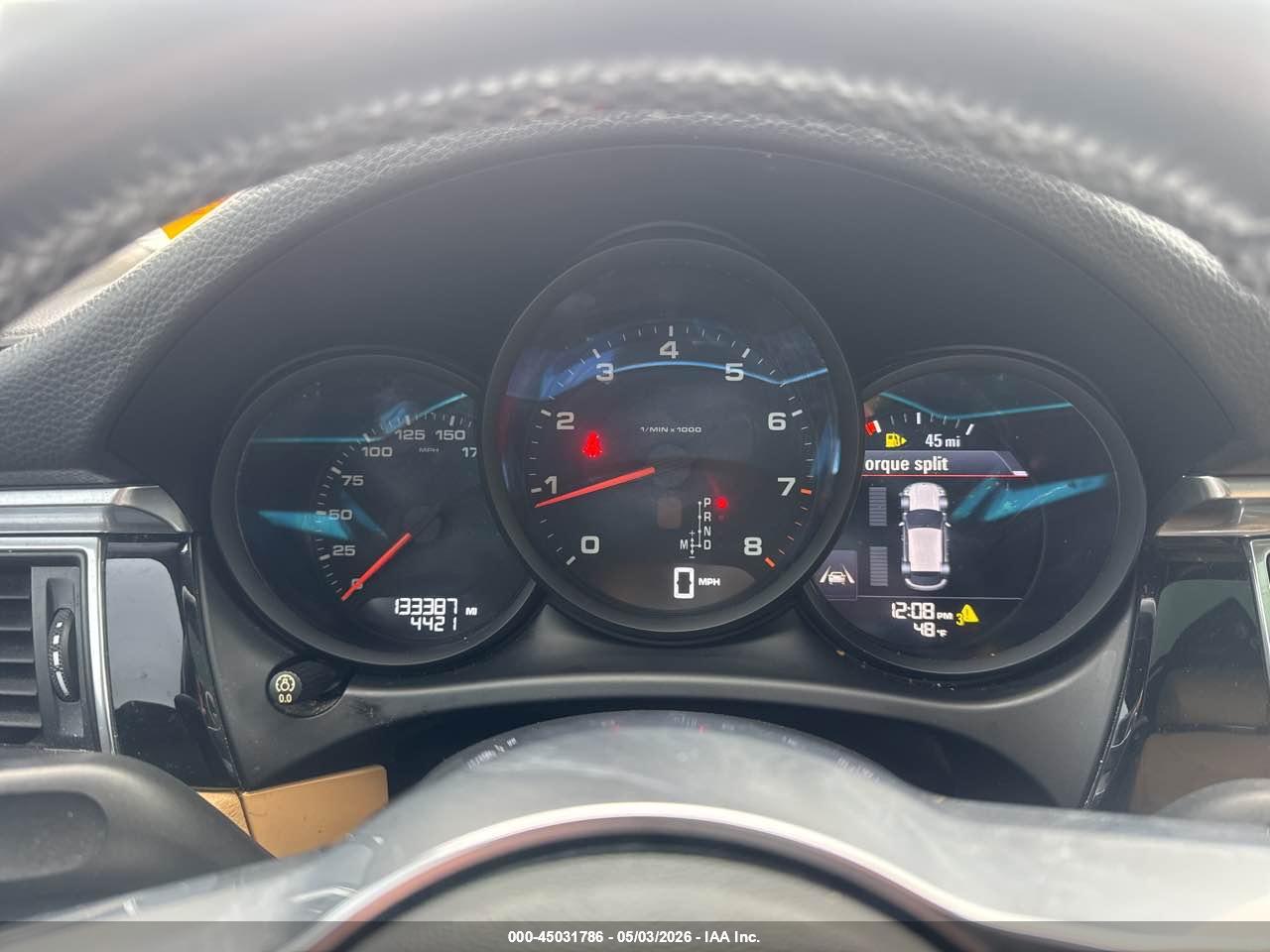 PORSCHE MACAN image 7