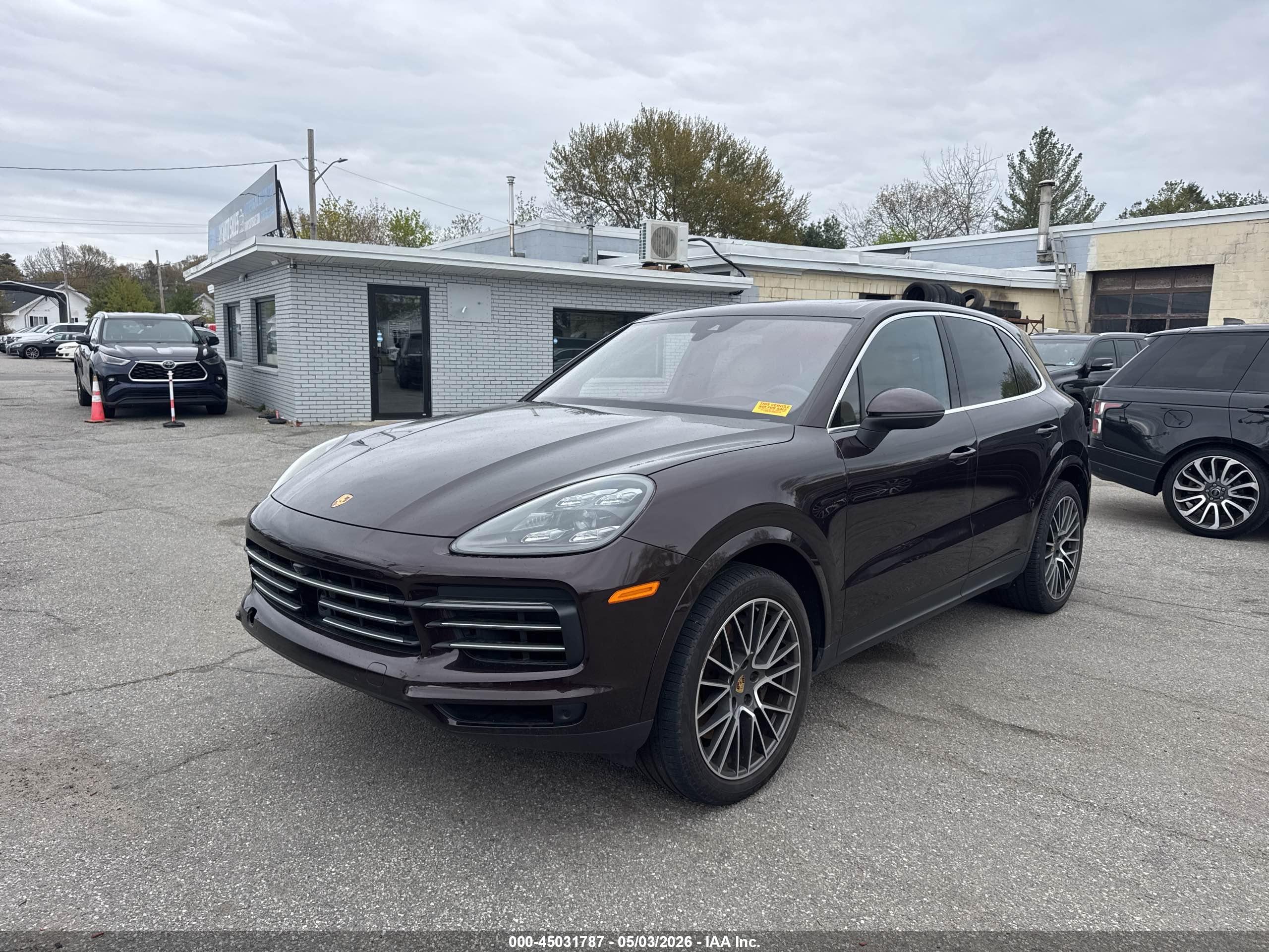 PORSCHE CAYENNE image 2