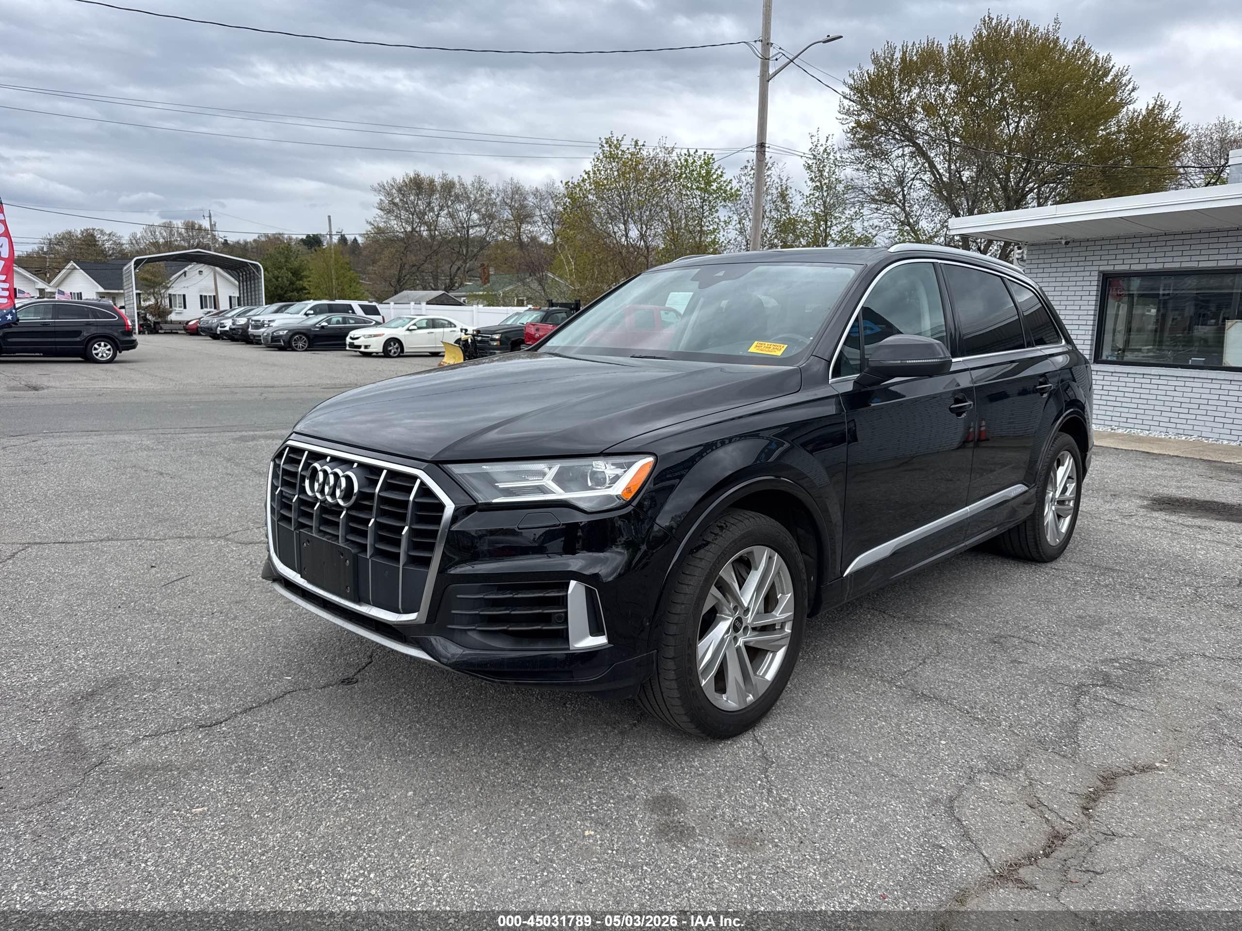AUDI Q7 image 2