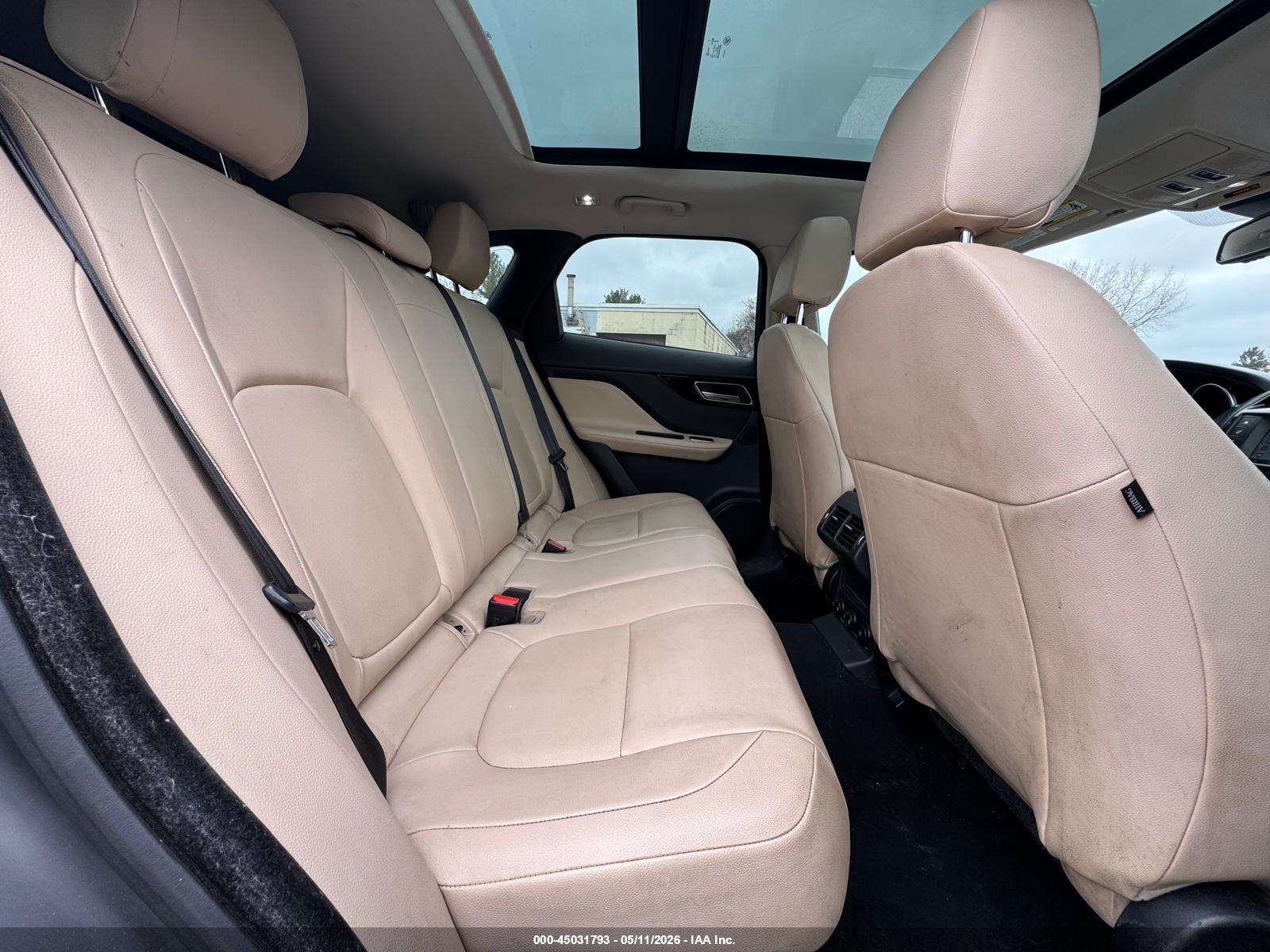 JAGUAR F-PACE image 6