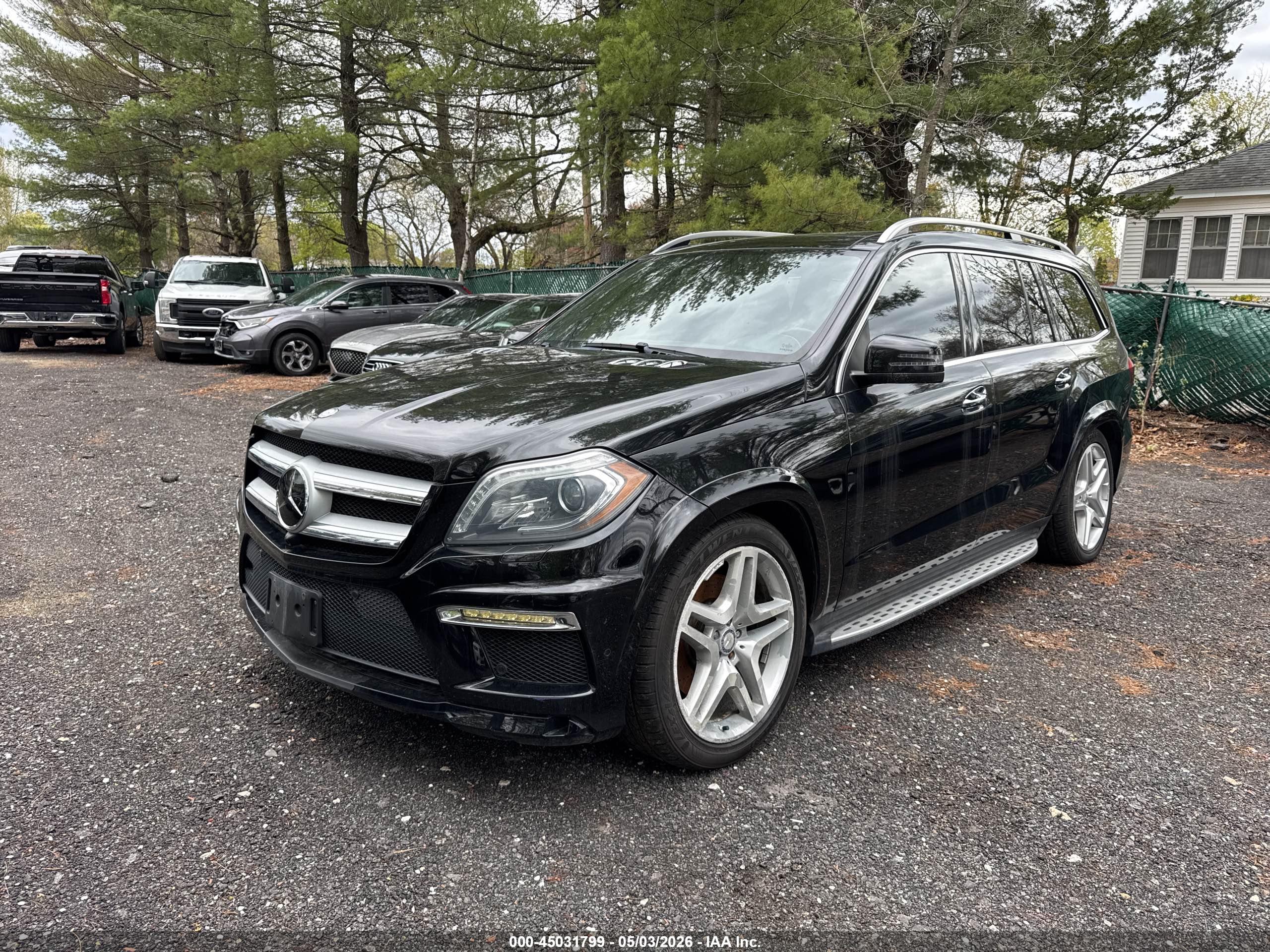 MERCEDES-BENZ GL image 2