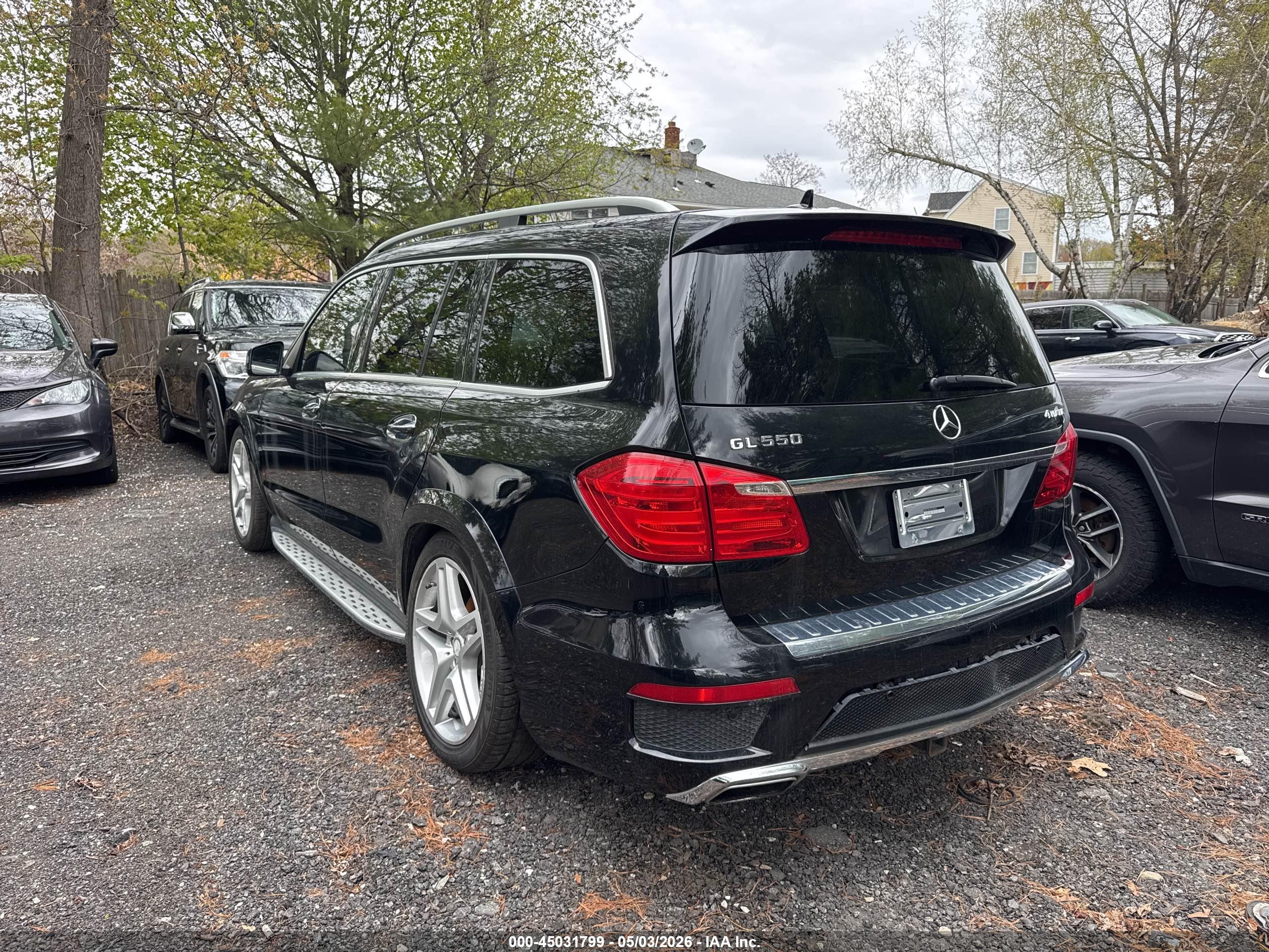 MERCEDES-BENZ GL image 3