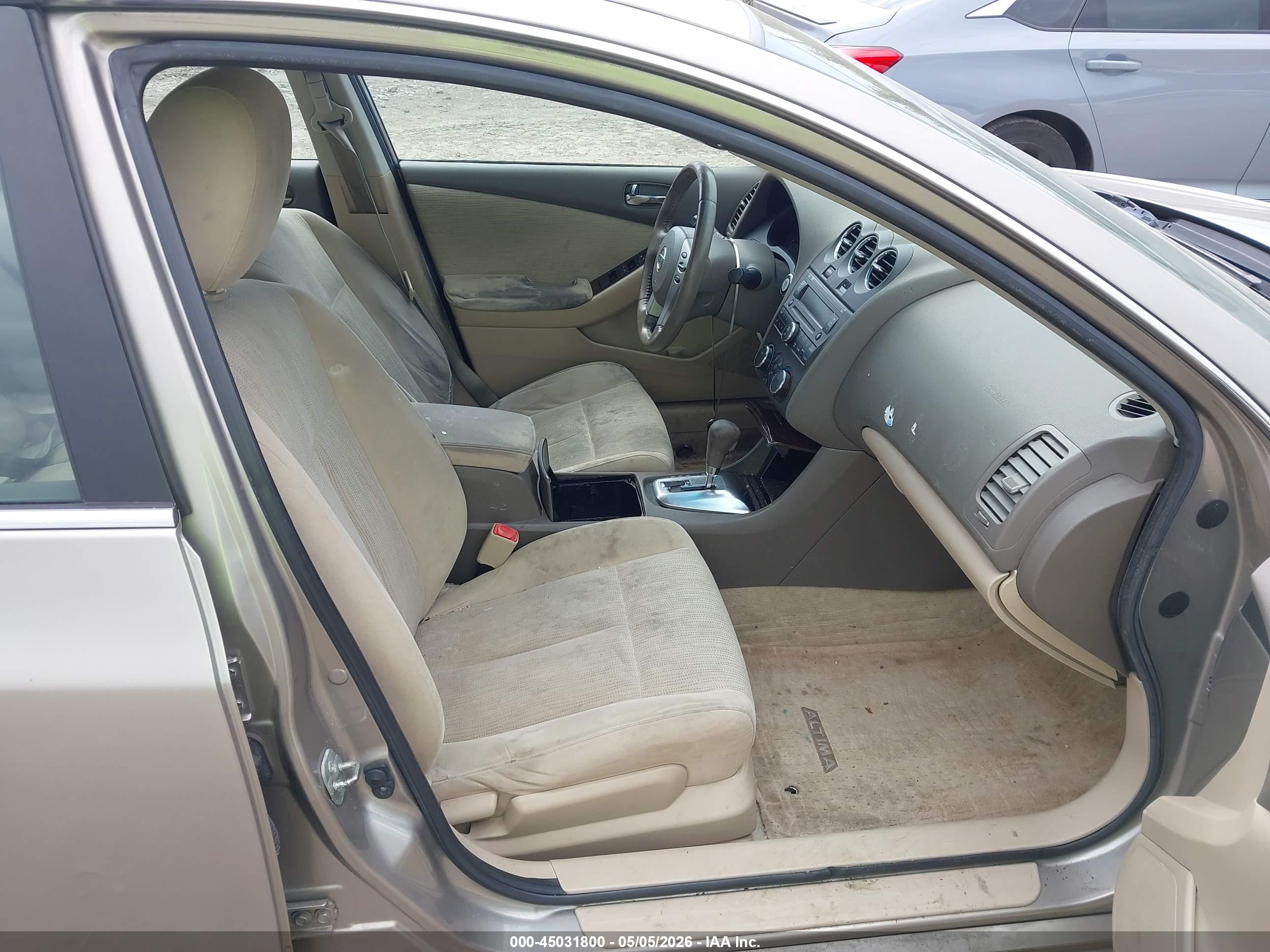 NISSAN ALTIMA image 5