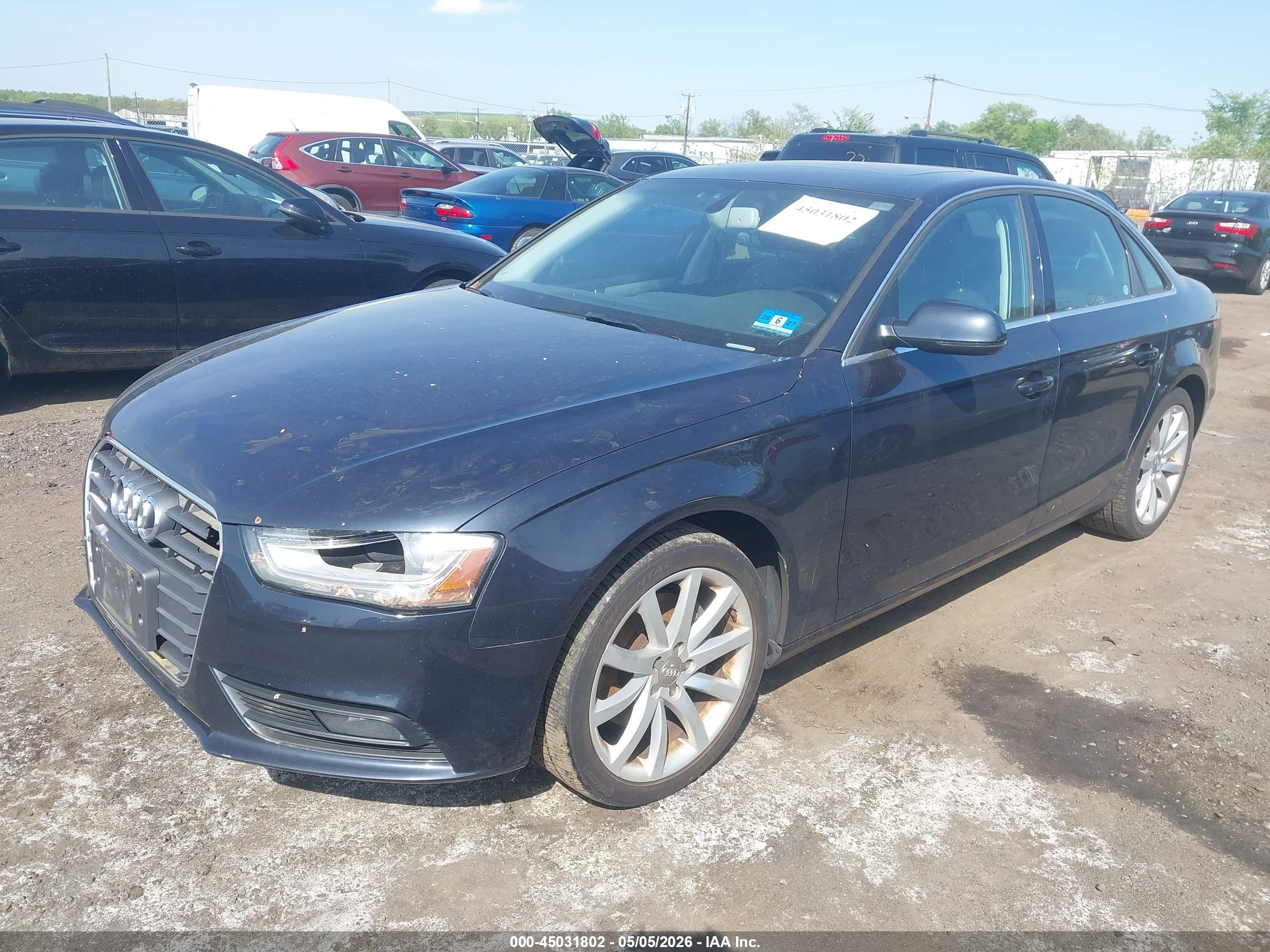 AUDI A4 image 2