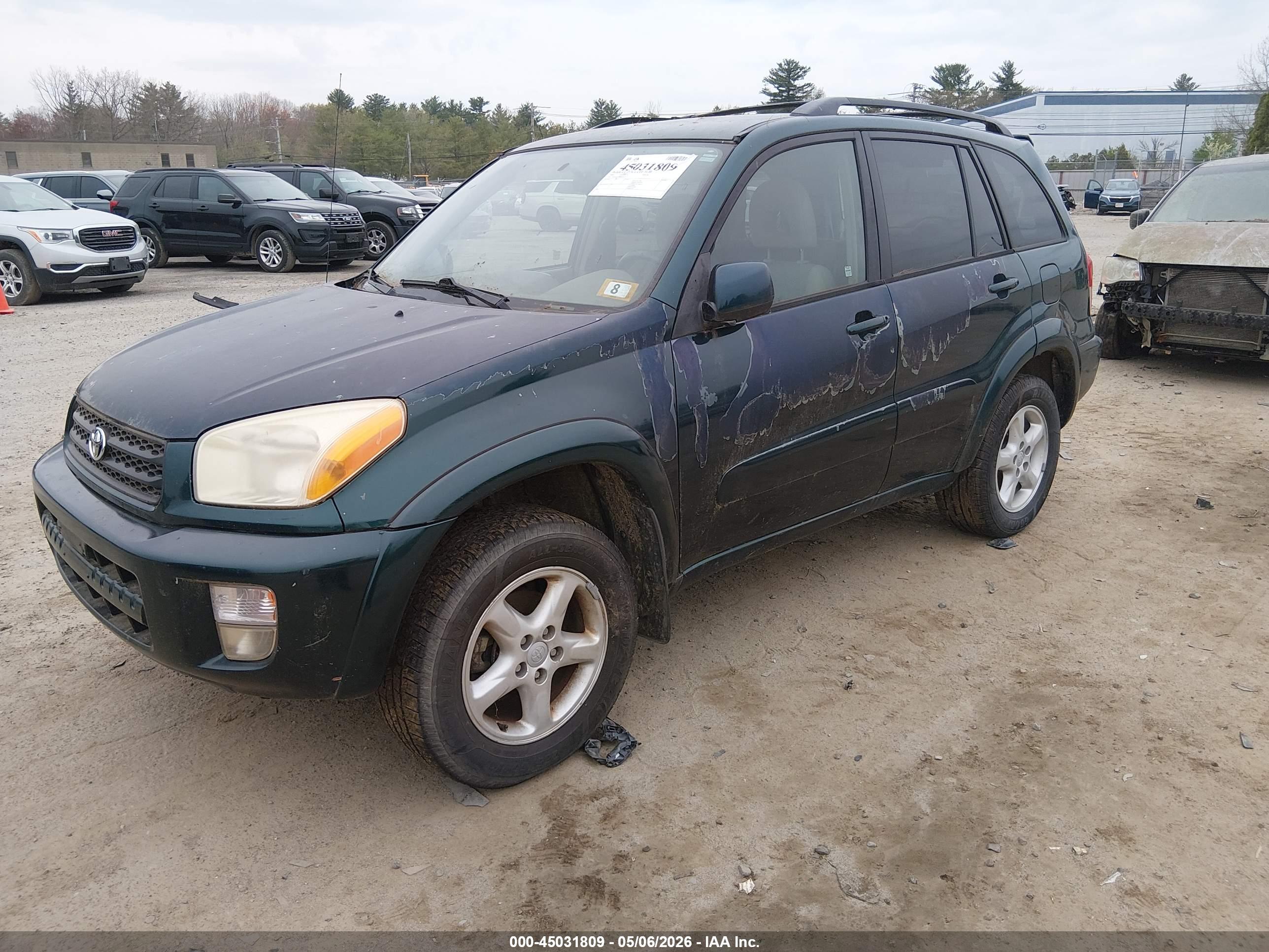 TOYOTA RAV4 image 2