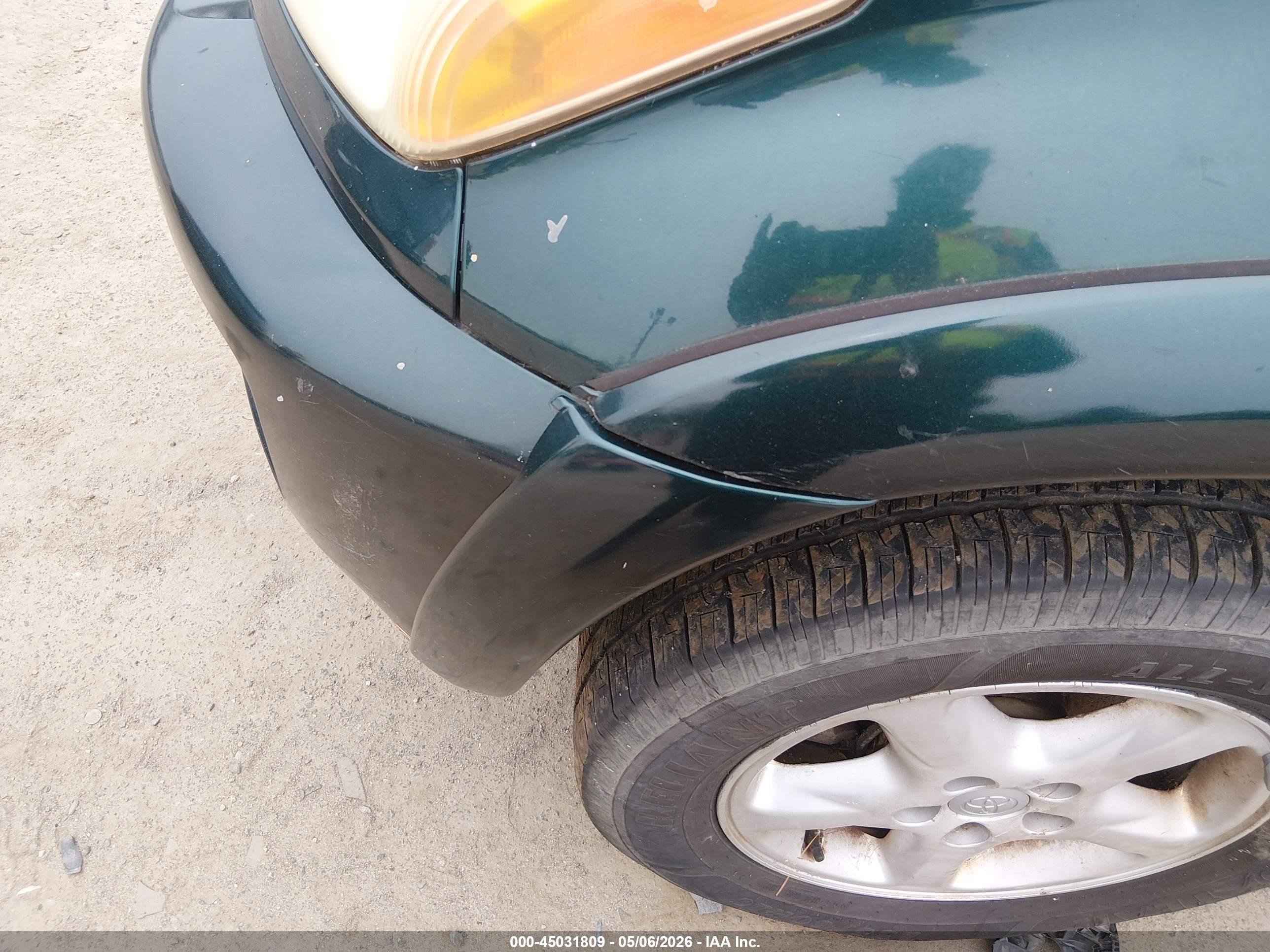 TOYOTA RAV4 image 6