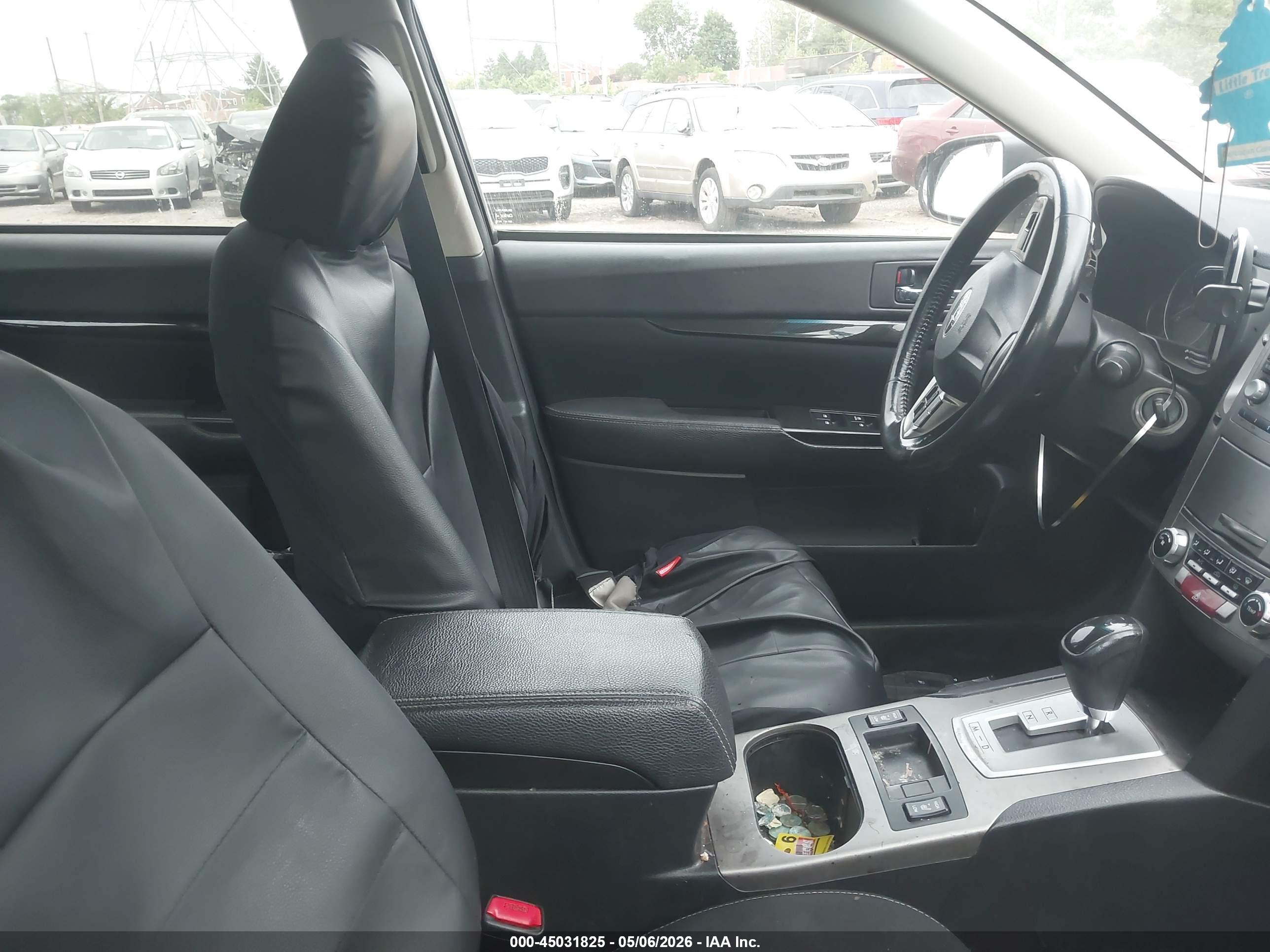 SUBARU LEGACY image 5