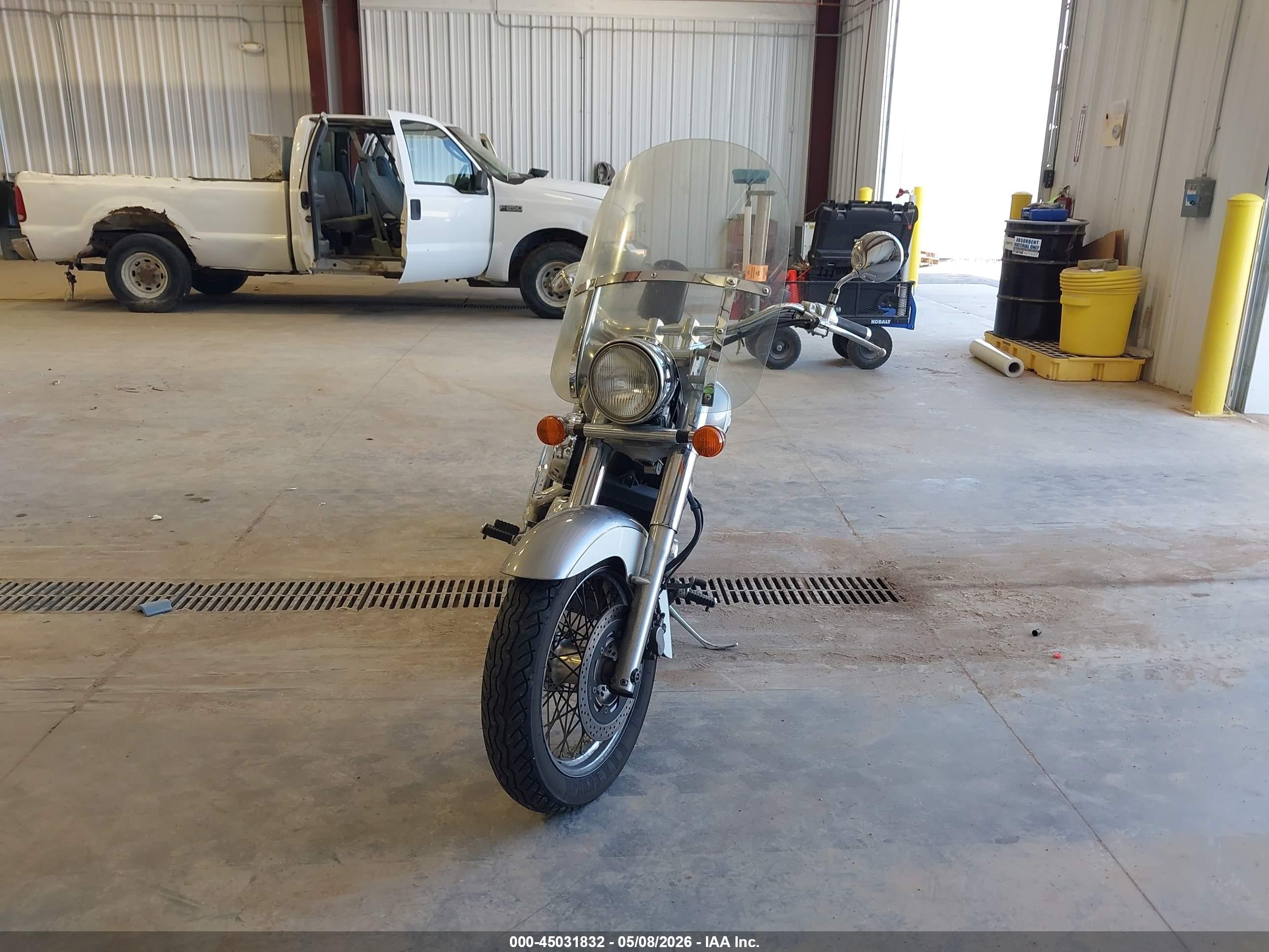HONDA VT750 image 5