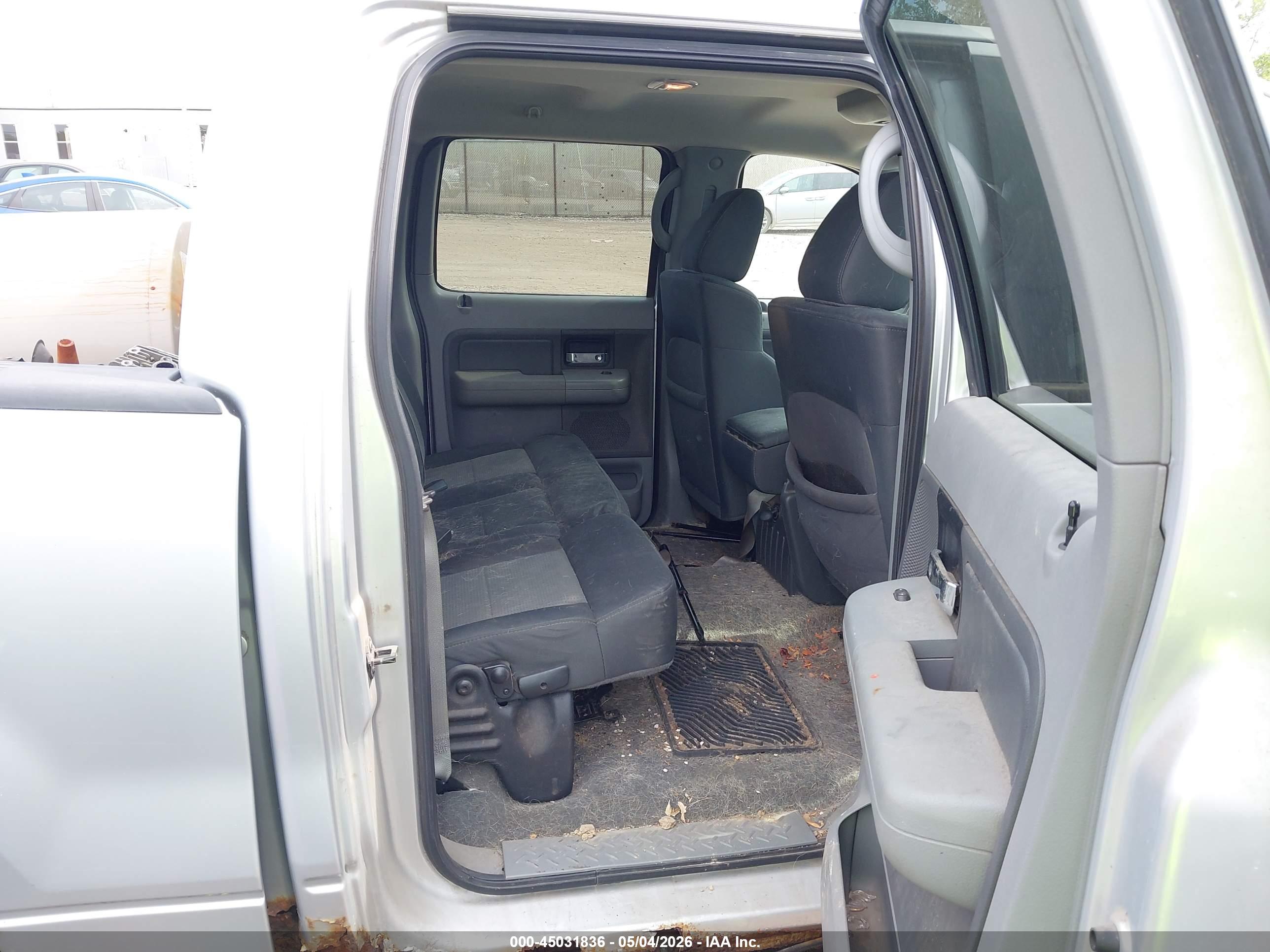 FORD F-150 image 8