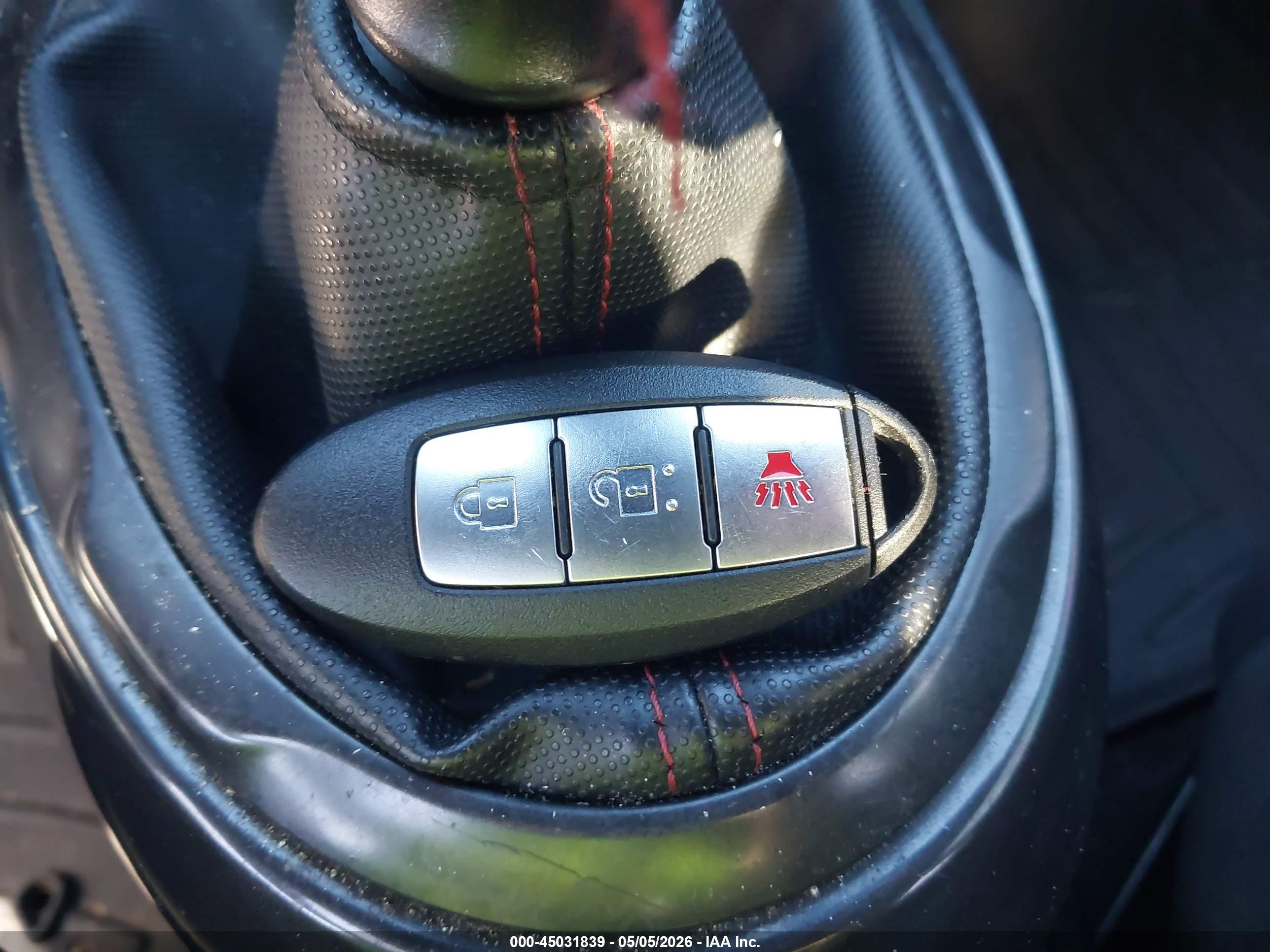 NISSAN JUKE image 11