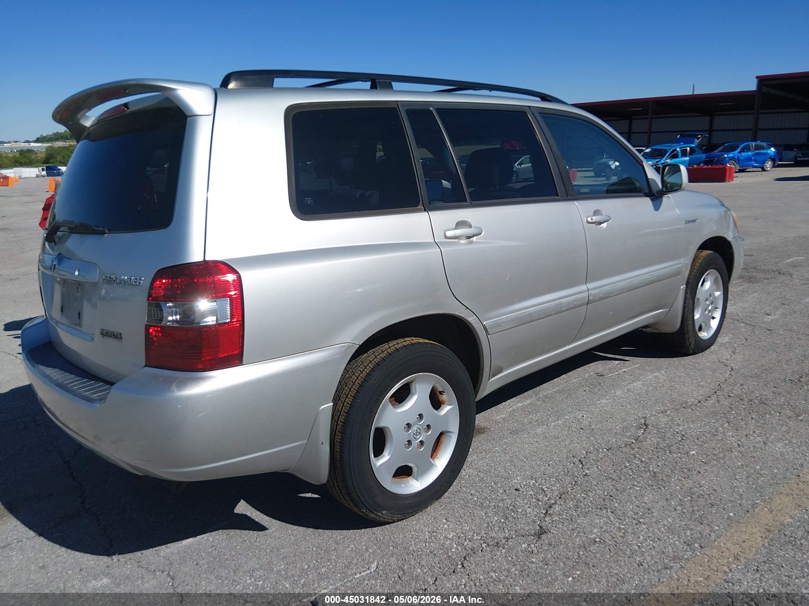TOYOTA HIGHLANDER image 4