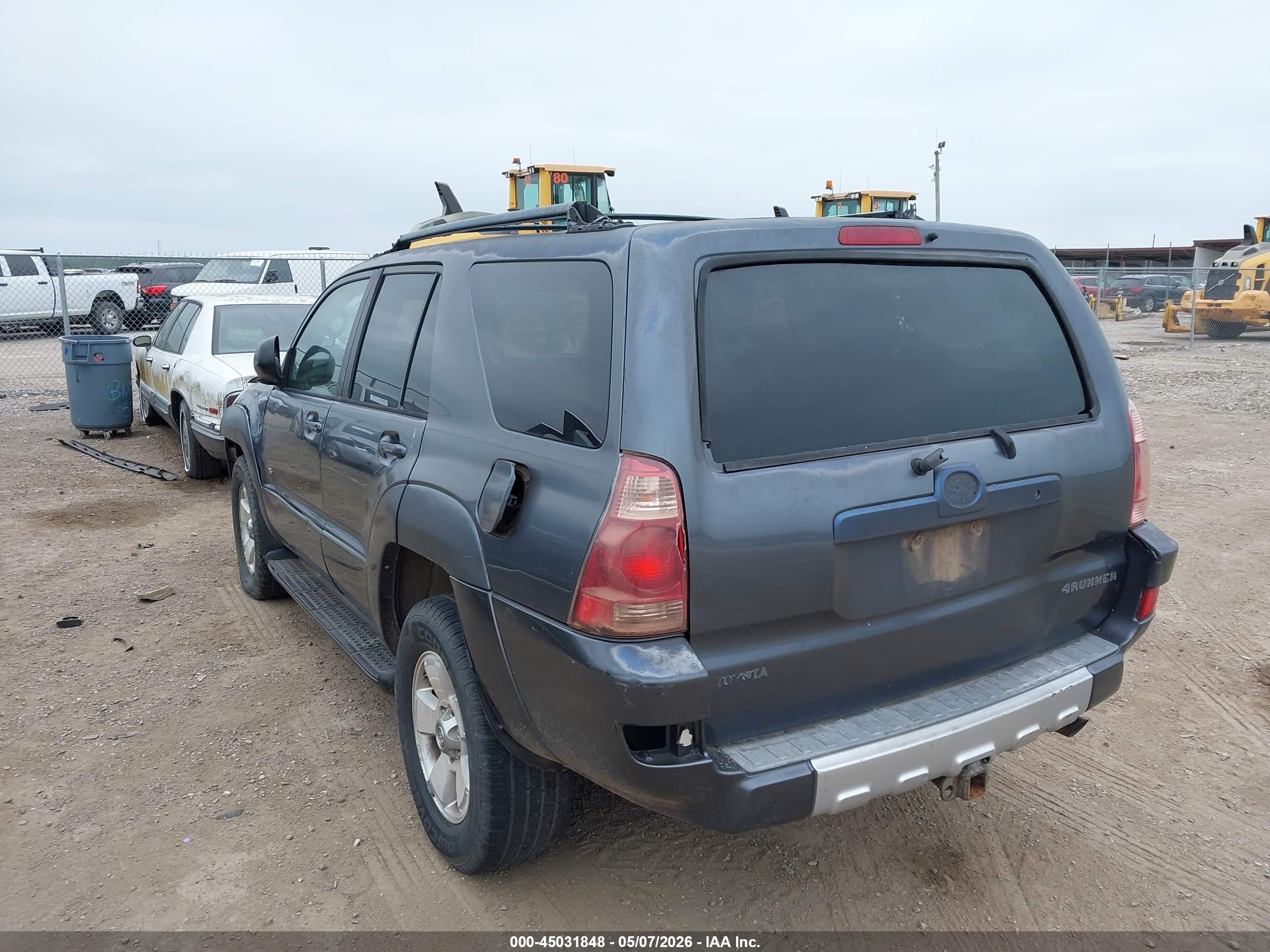 TOYOTA 4RUNNER image 3