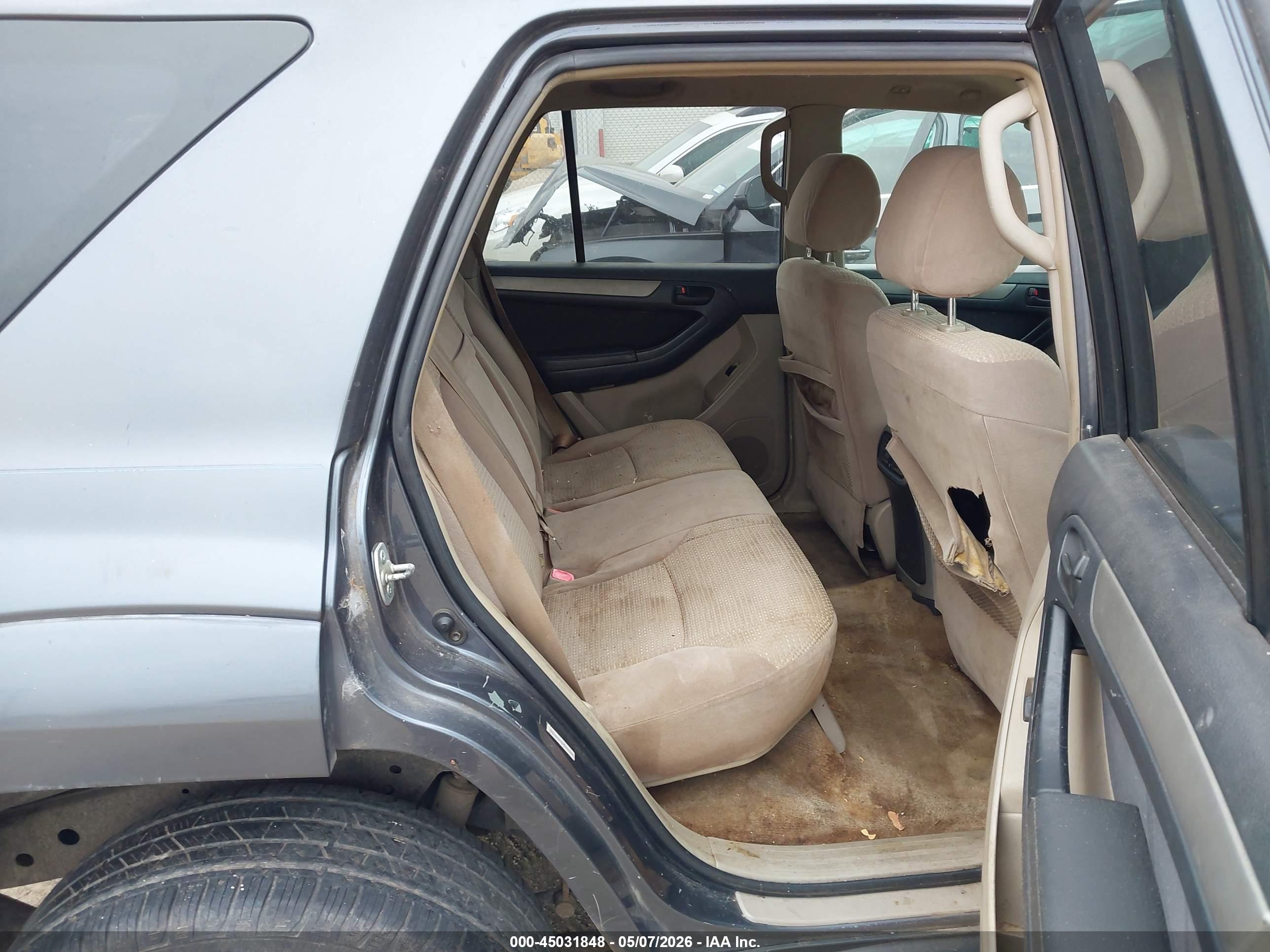 TOYOTA 4RUNNER image 8