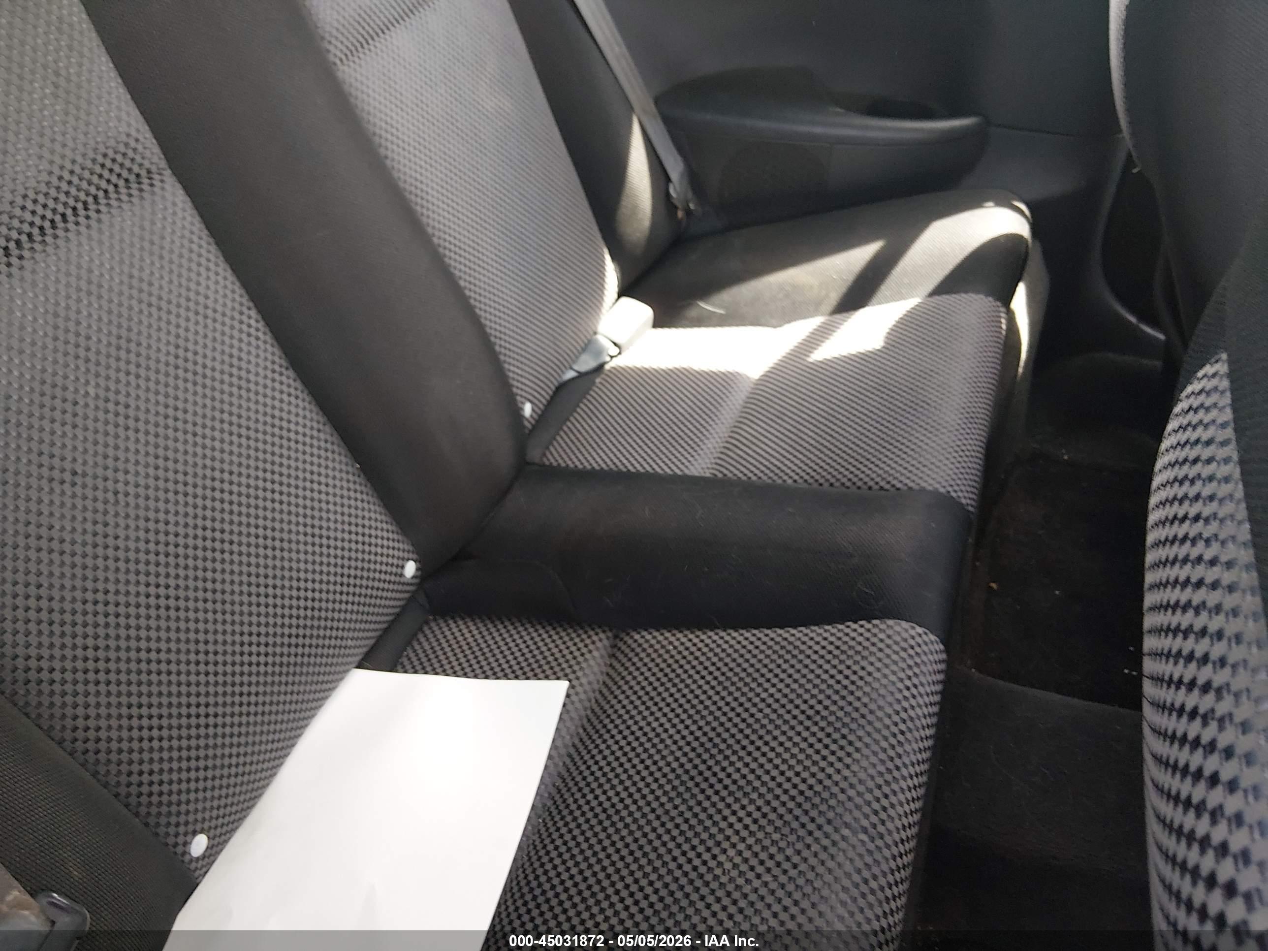TOYOTA CAMRY image 8