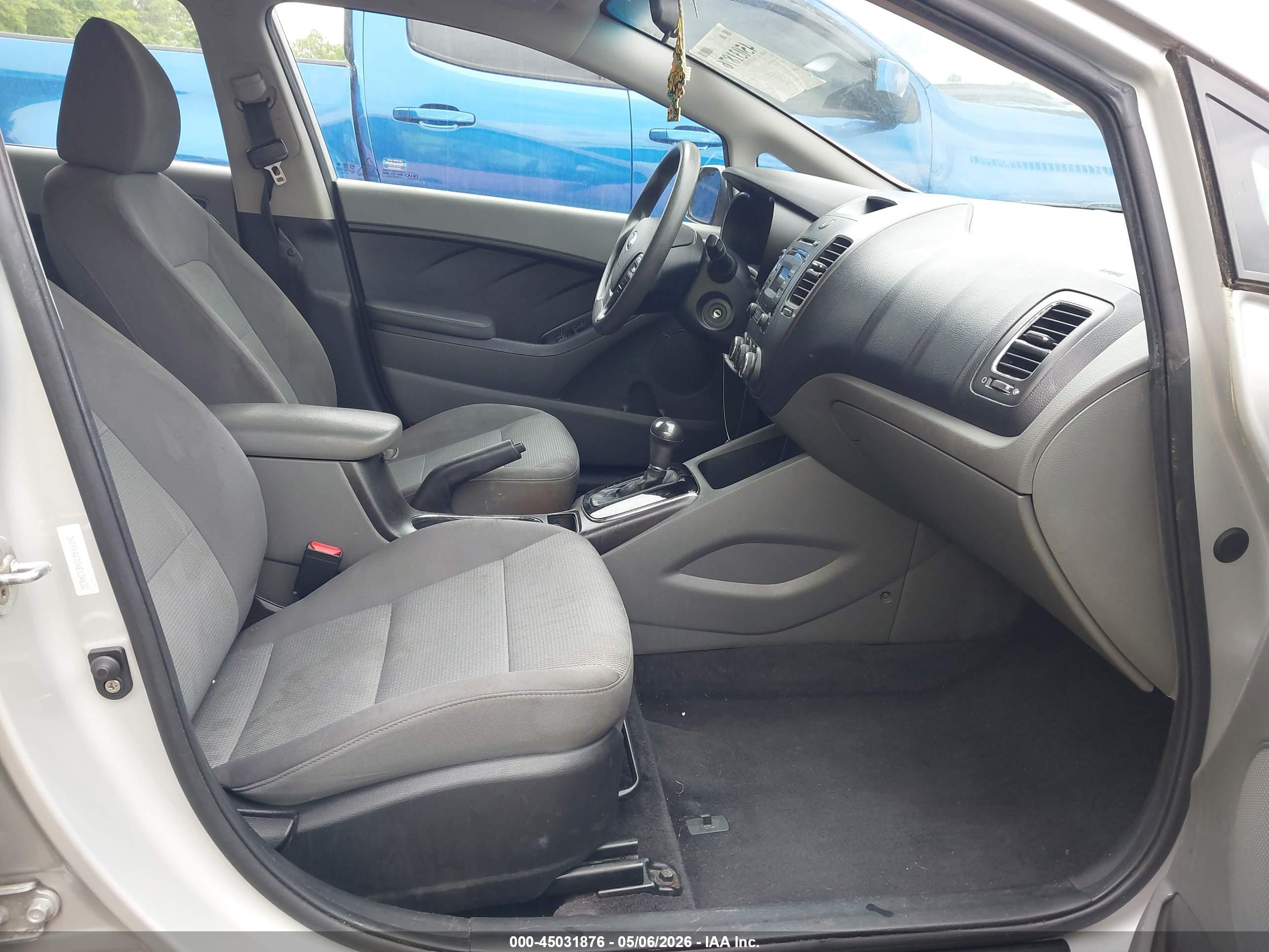 KIA FORTE image 5