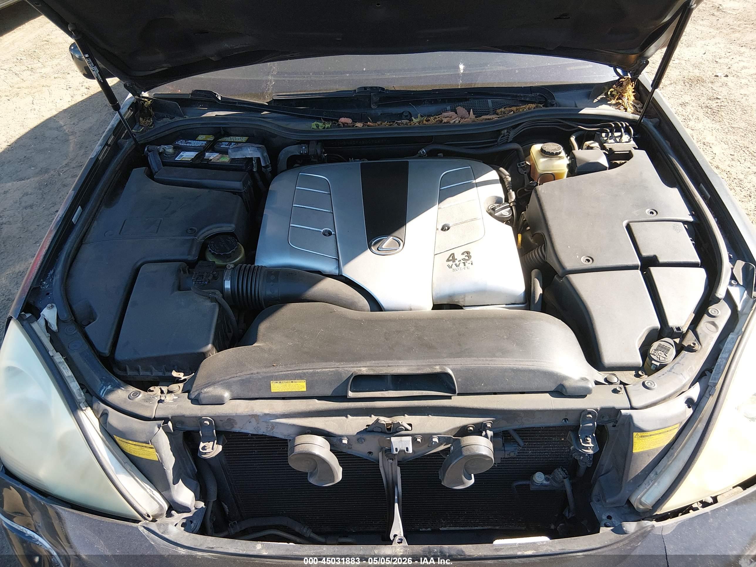 LEXUS LS image 10