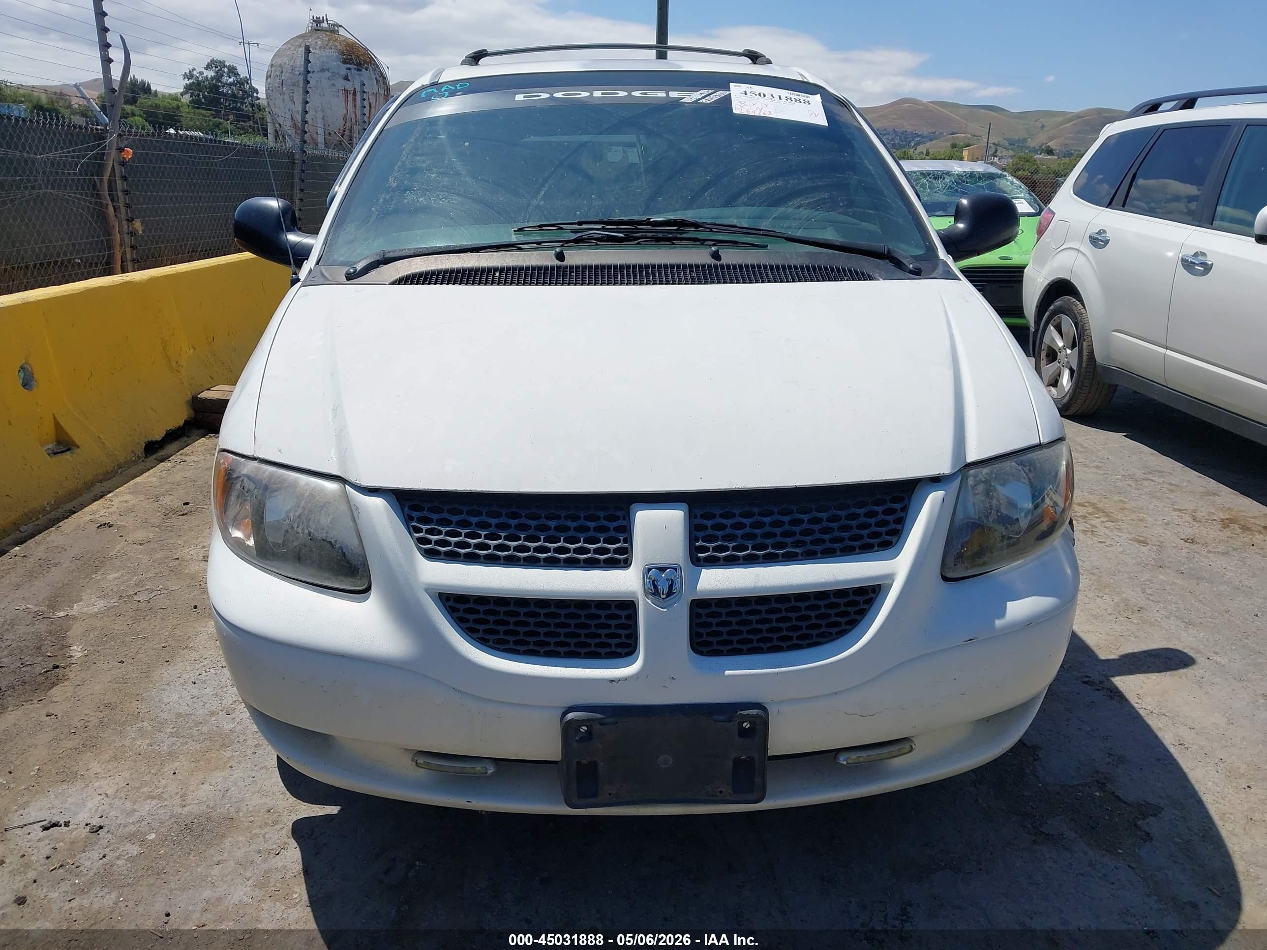 DODGE GRAND image 6