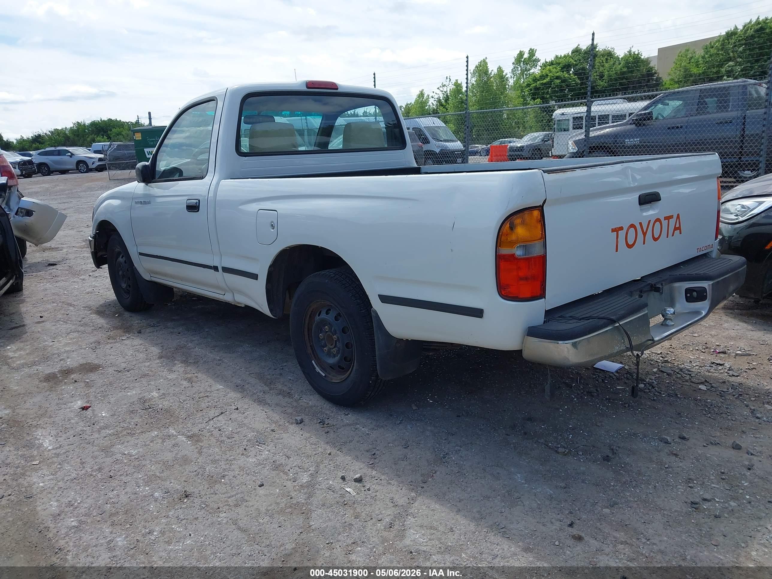 TOYOTA TACOMA image 3