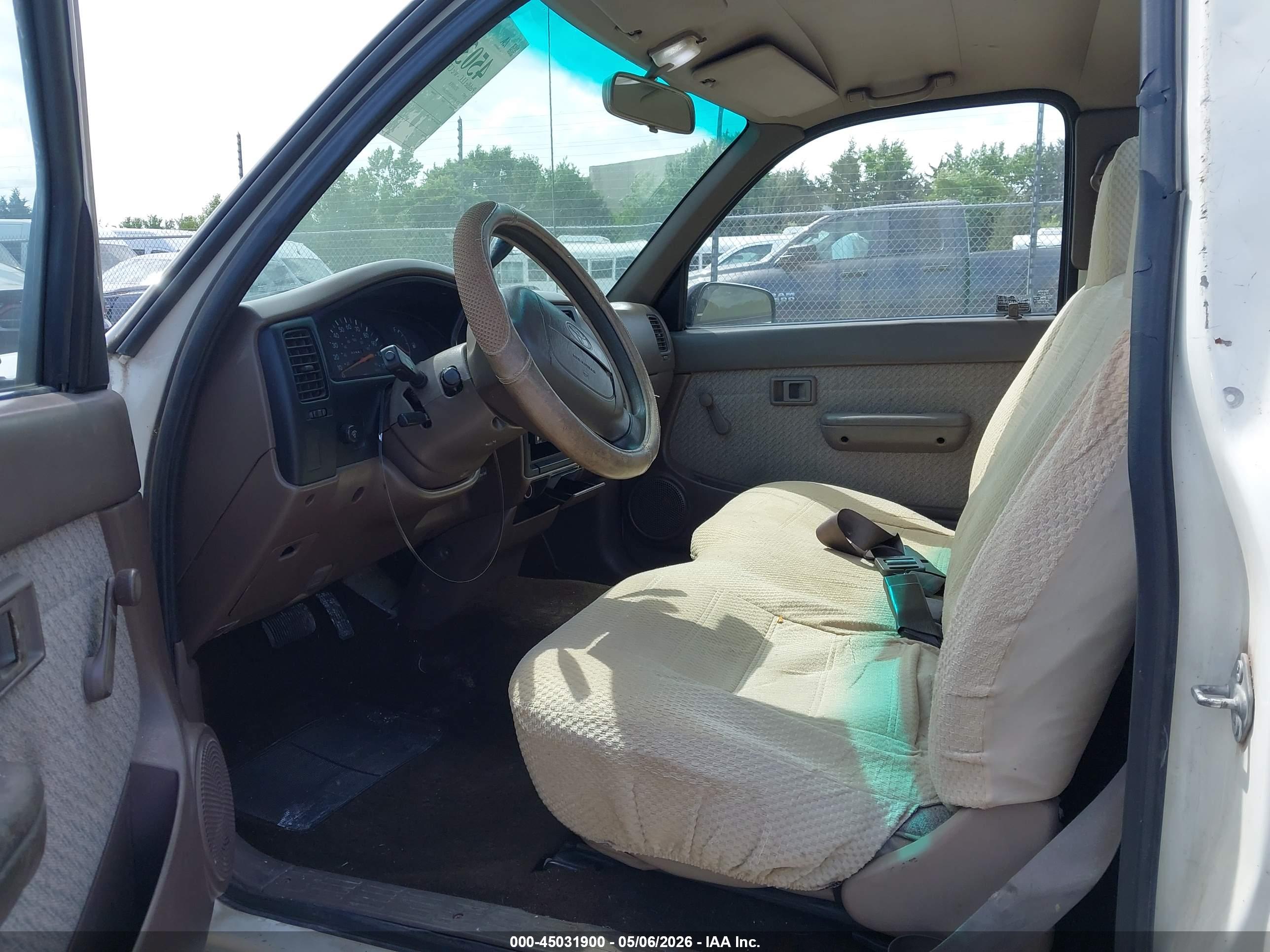 TOYOTA TACOMA image 8