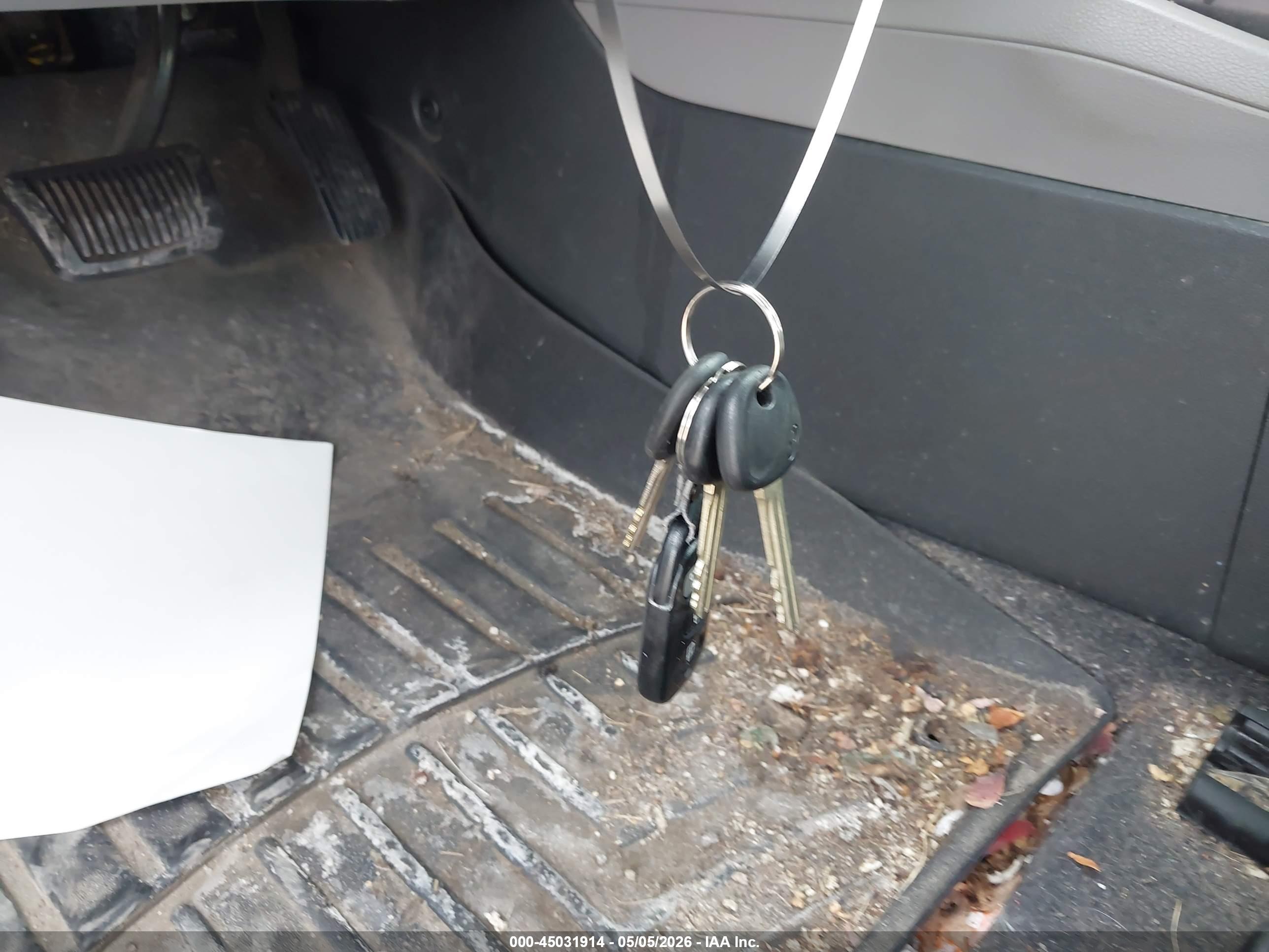 HYUNDAI ELANTRA image 11
