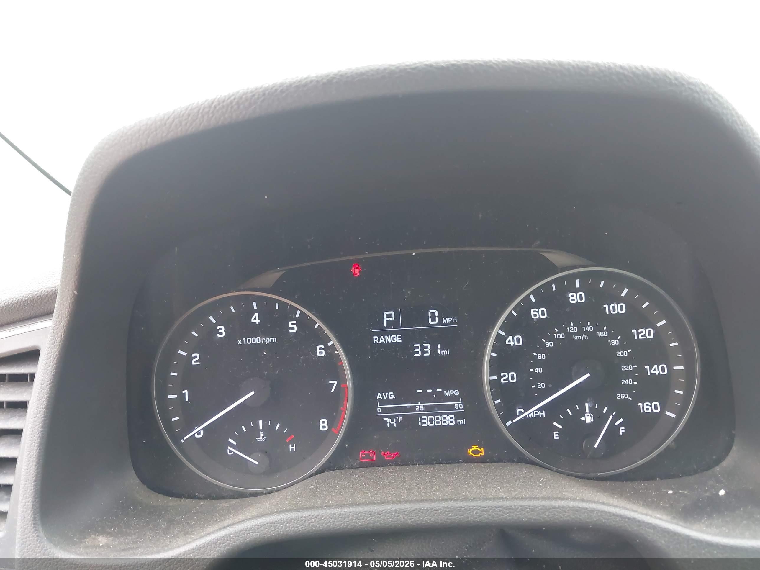 HYUNDAI ELANTRA image 7