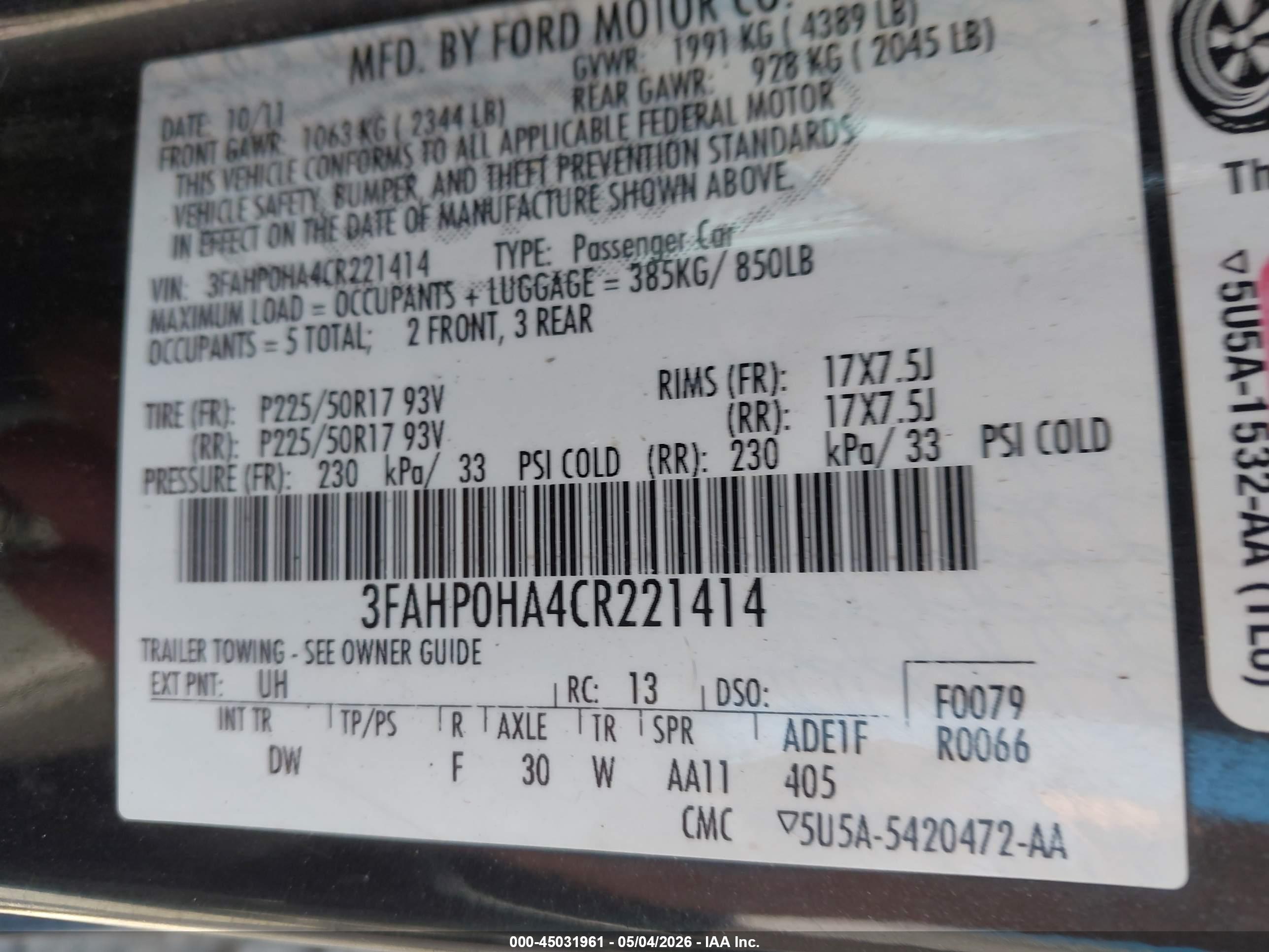 FORD FUSION image 9