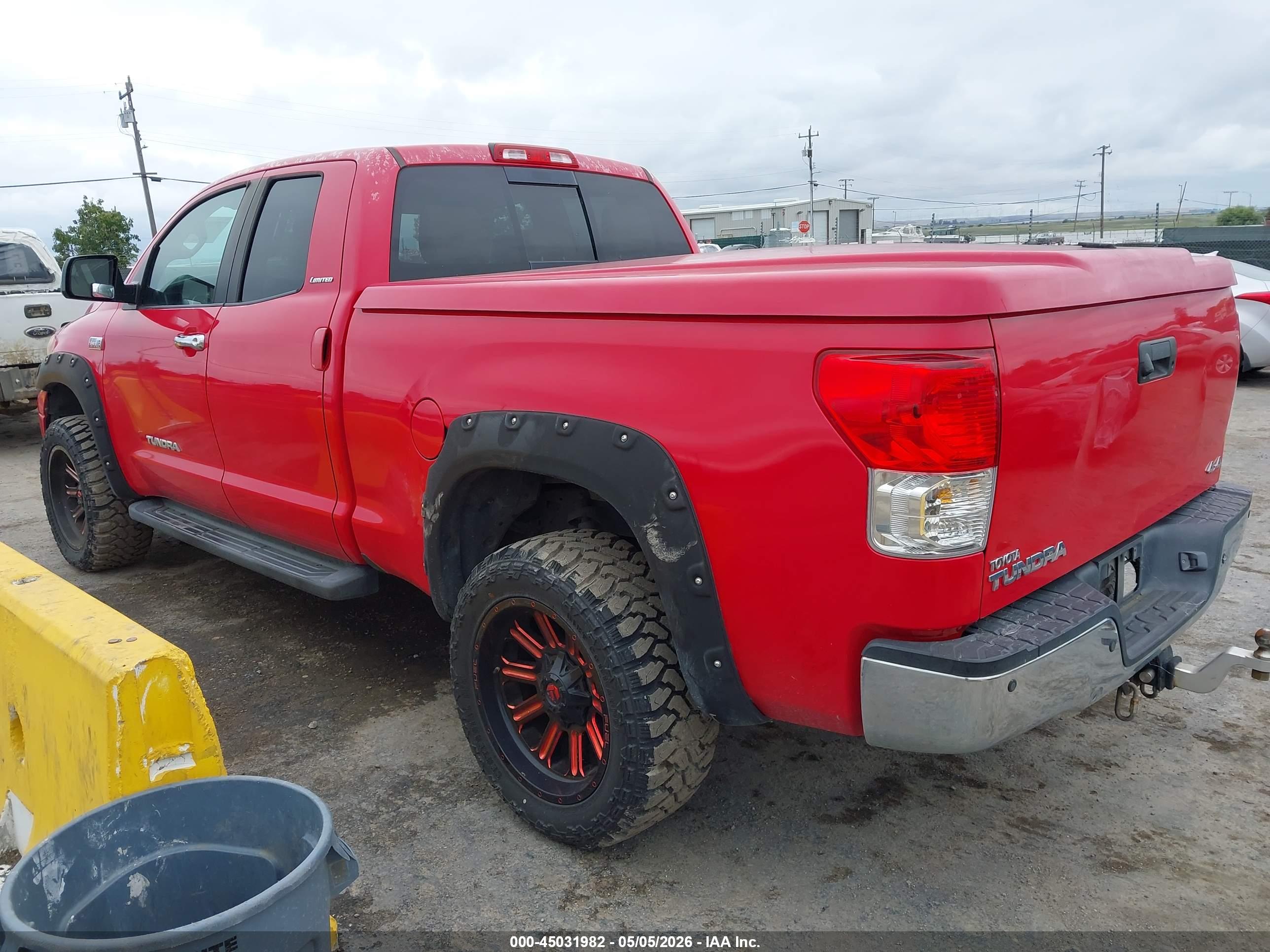 TOYOTA TUNDRA image 3