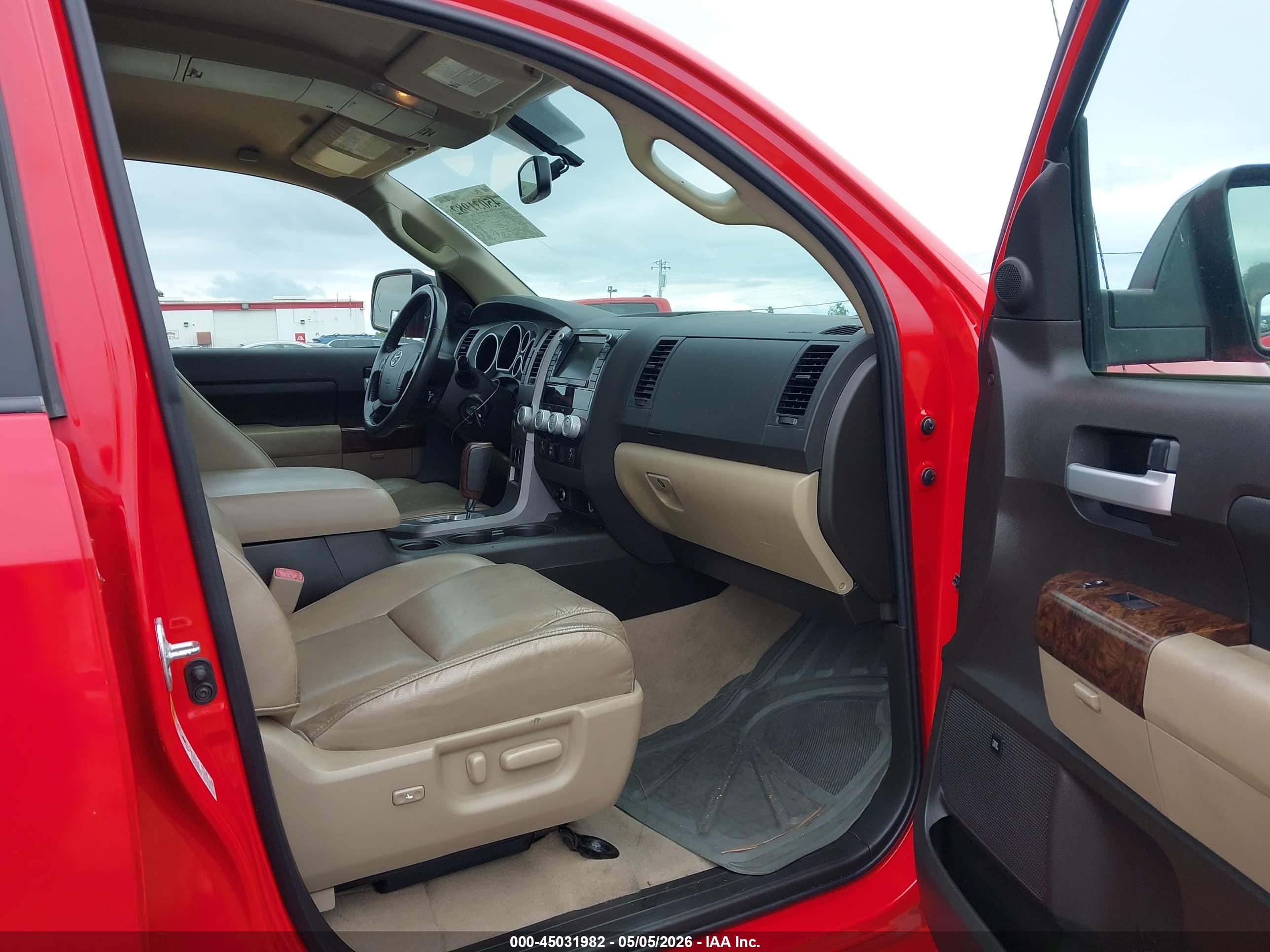 TOYOTA TUNDRA image 5