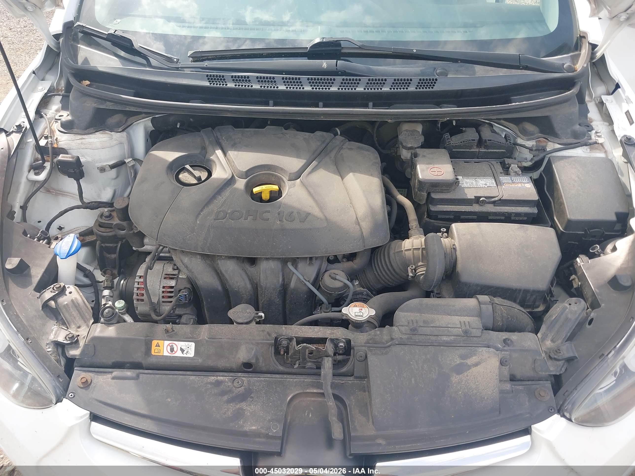 HYUNDAI ELANTRA image 10