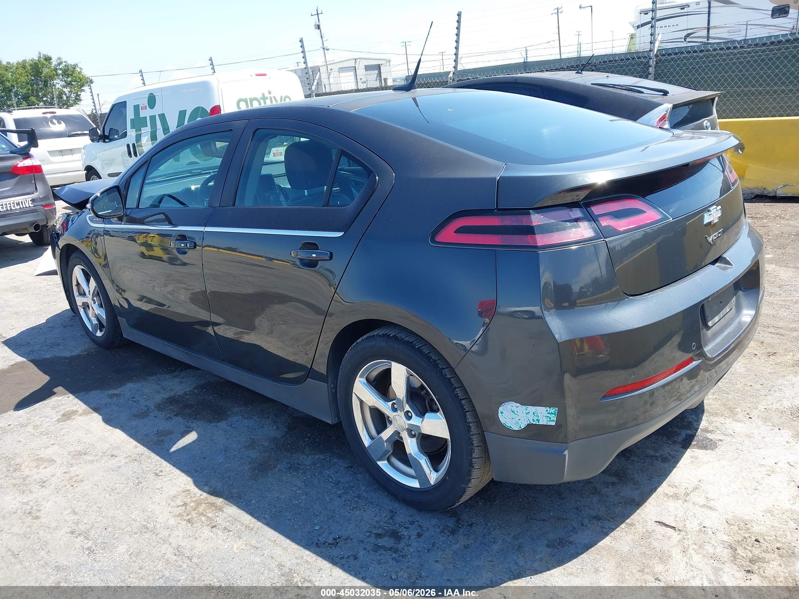 CHEVROLET VOLT image 3