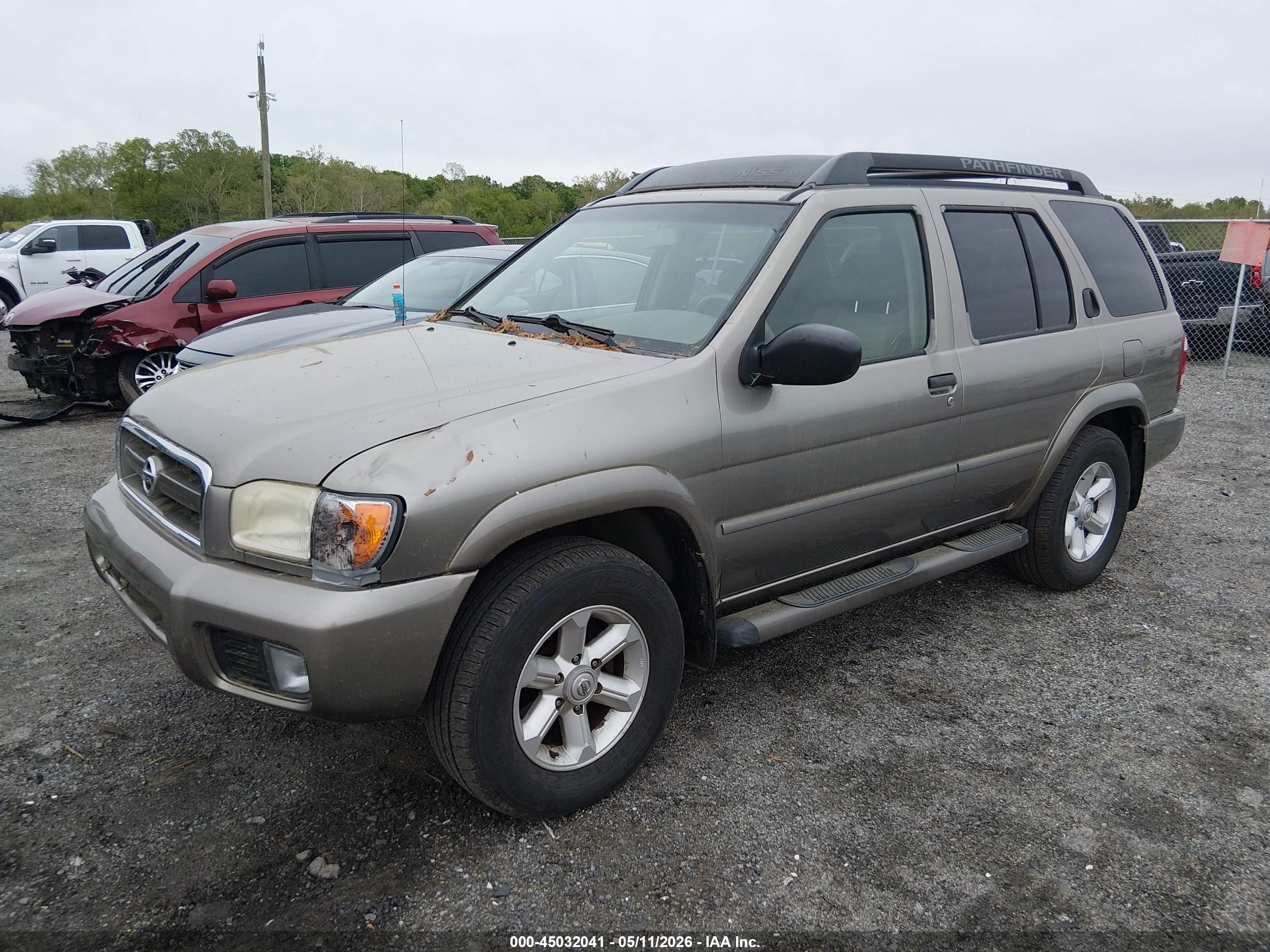 NISSAN PATHFINDER image 2