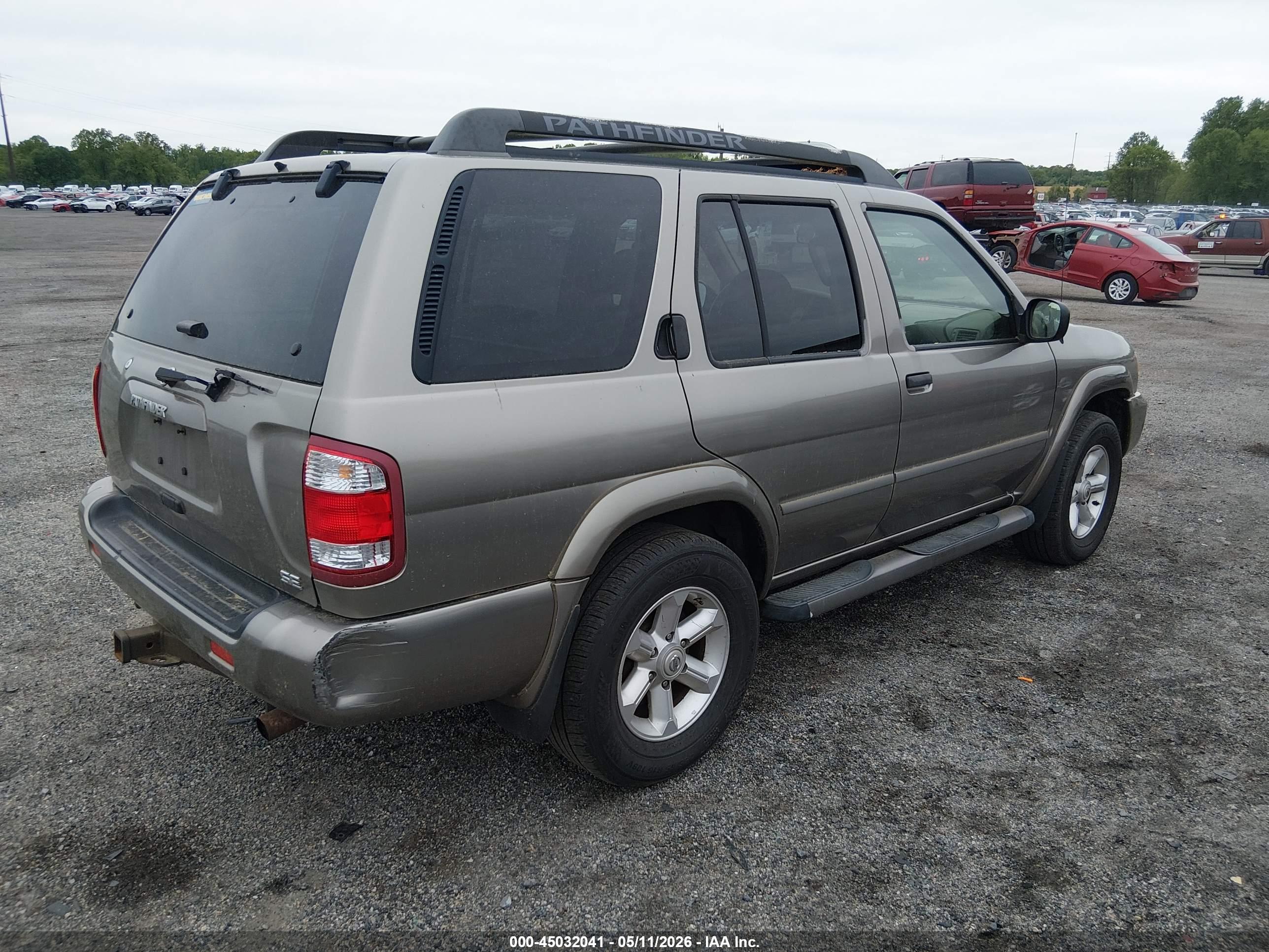 NISSAN PATHFINDER image 4