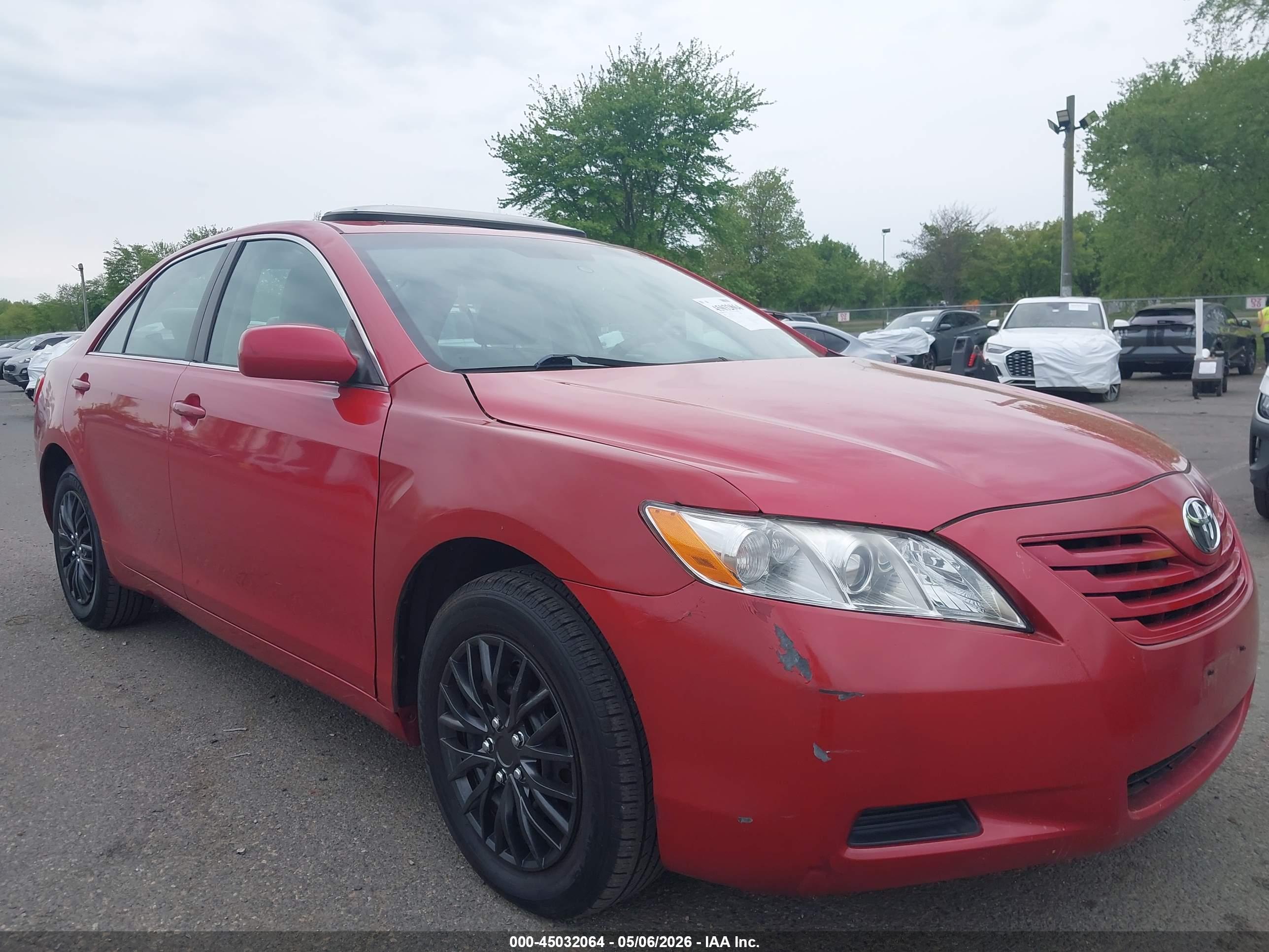 TOYOTA CAMRY image 6