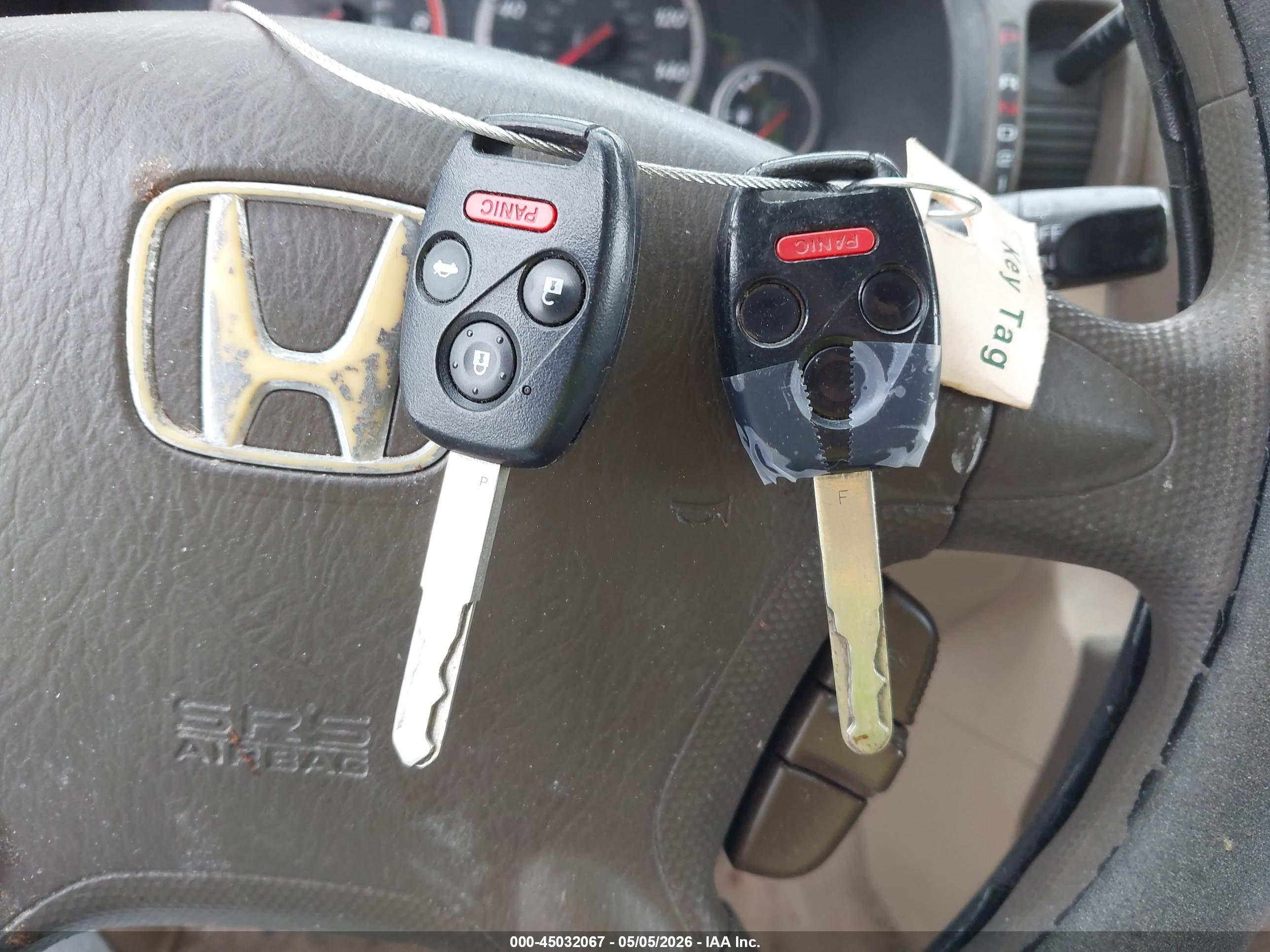 HONDA CR-V image 11
