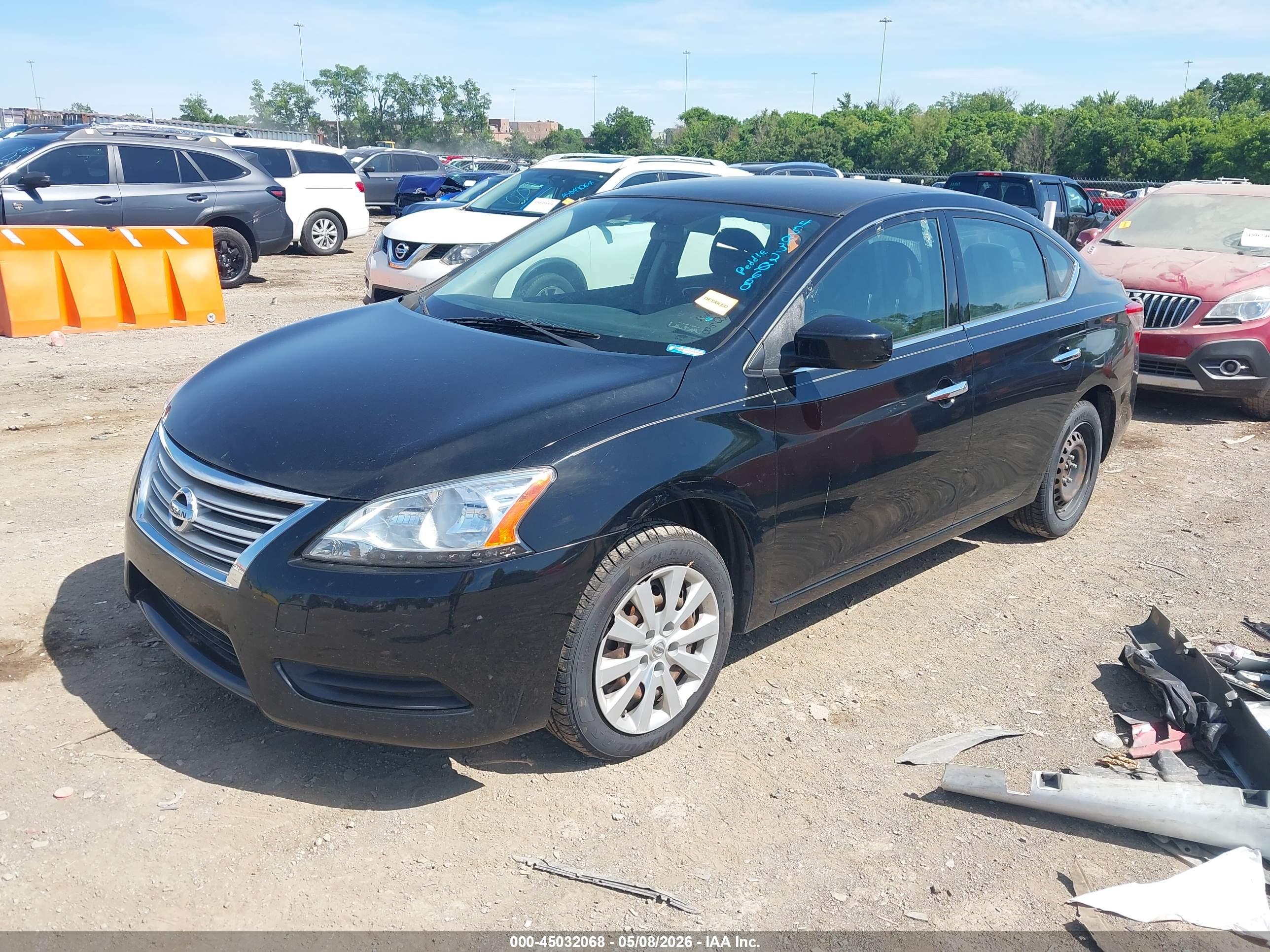 NISSAN SENTRA image 2