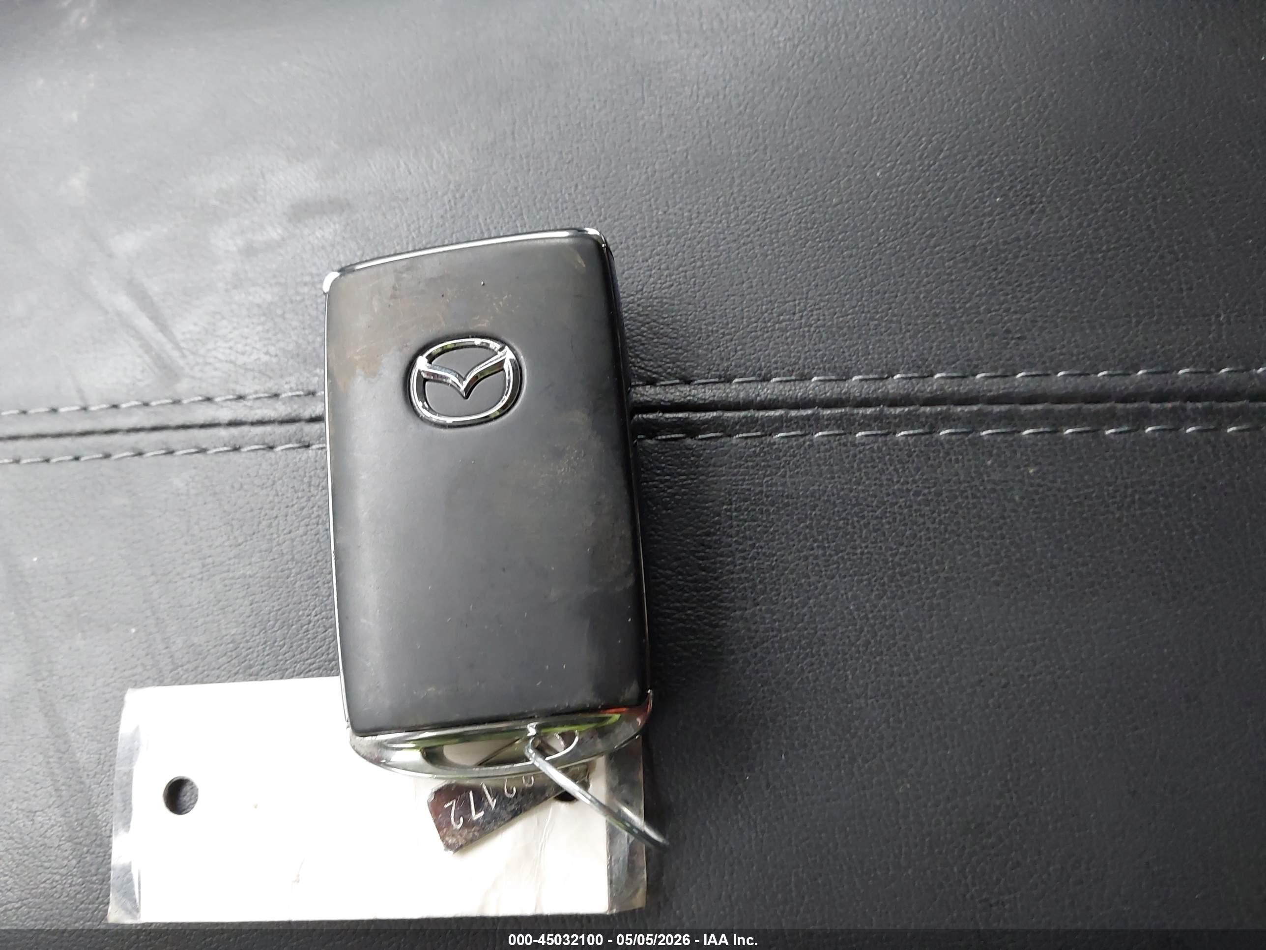 MAZDA CX-30 image 11