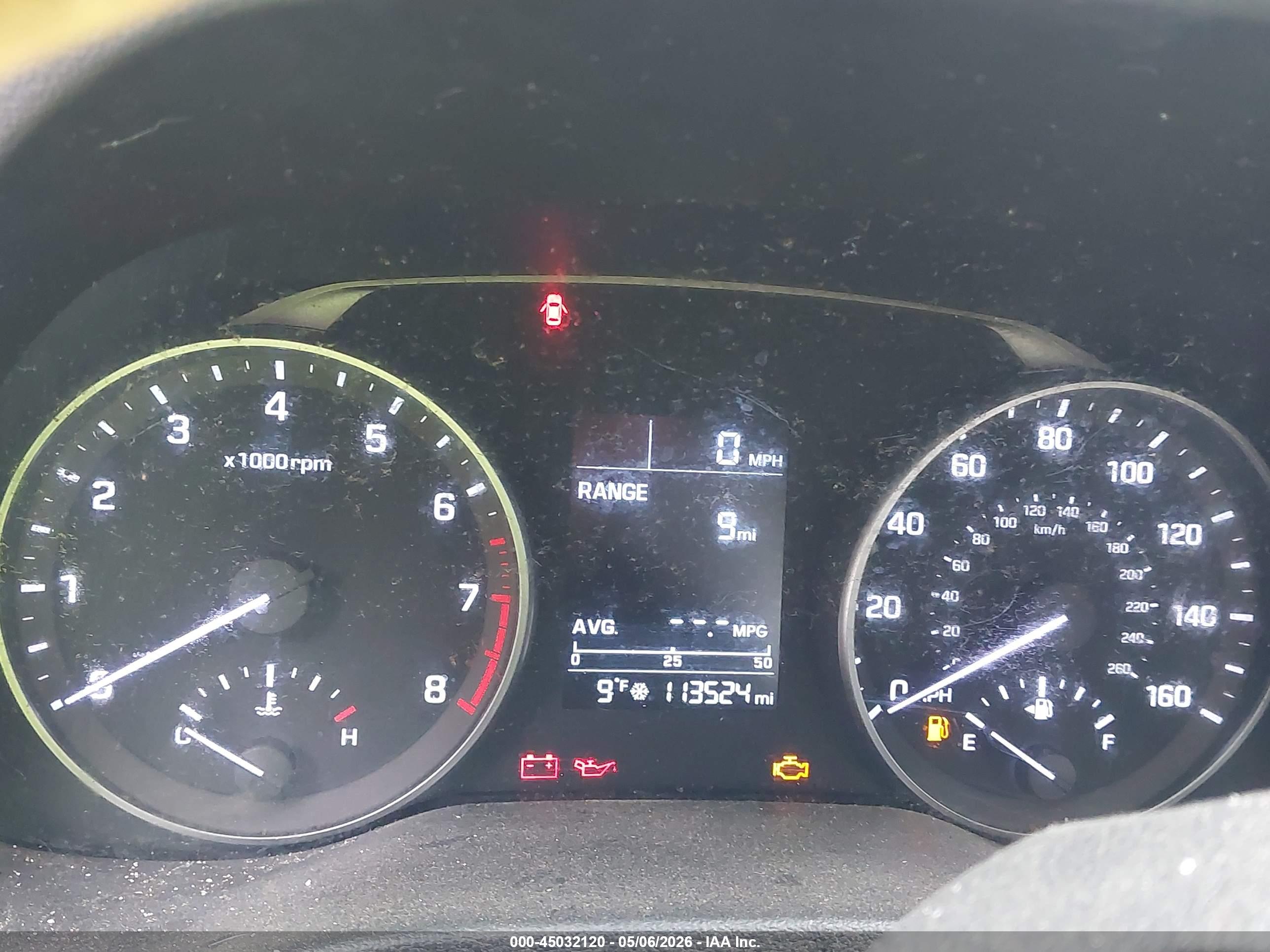 HYUNDAI ELANTRA image 7