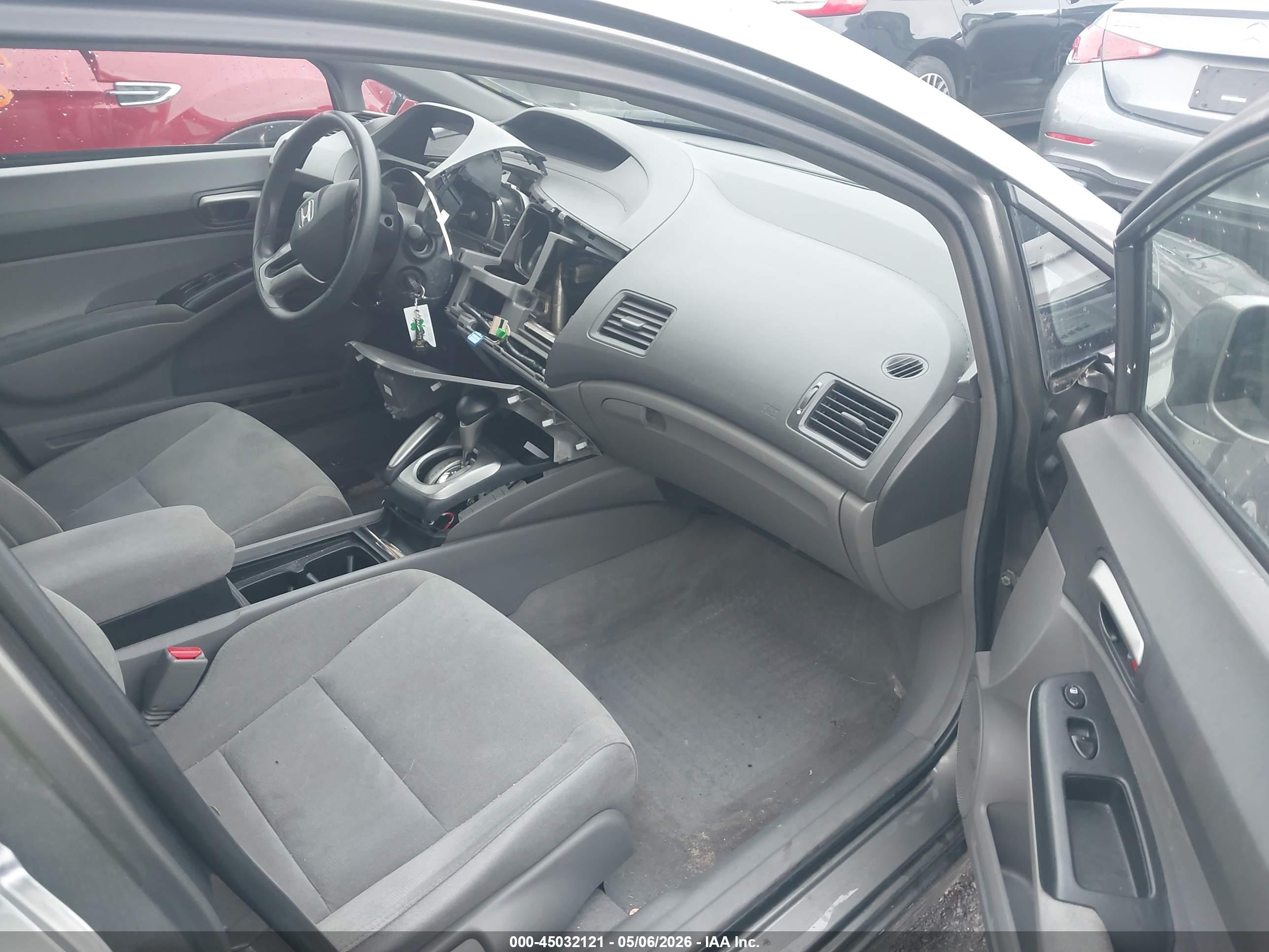 HONDA CIVIC image 5