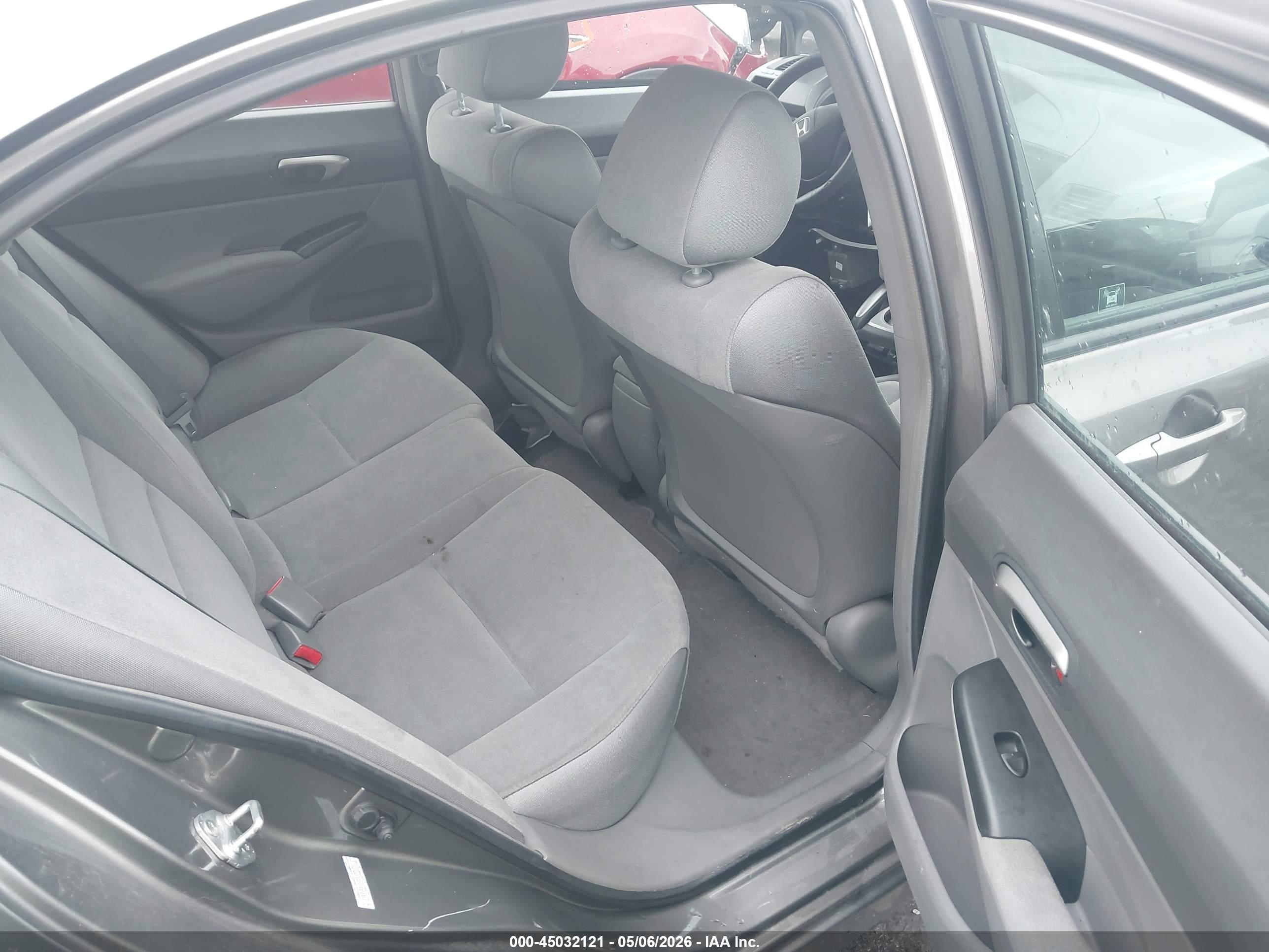 HONDA CIVIC image 8