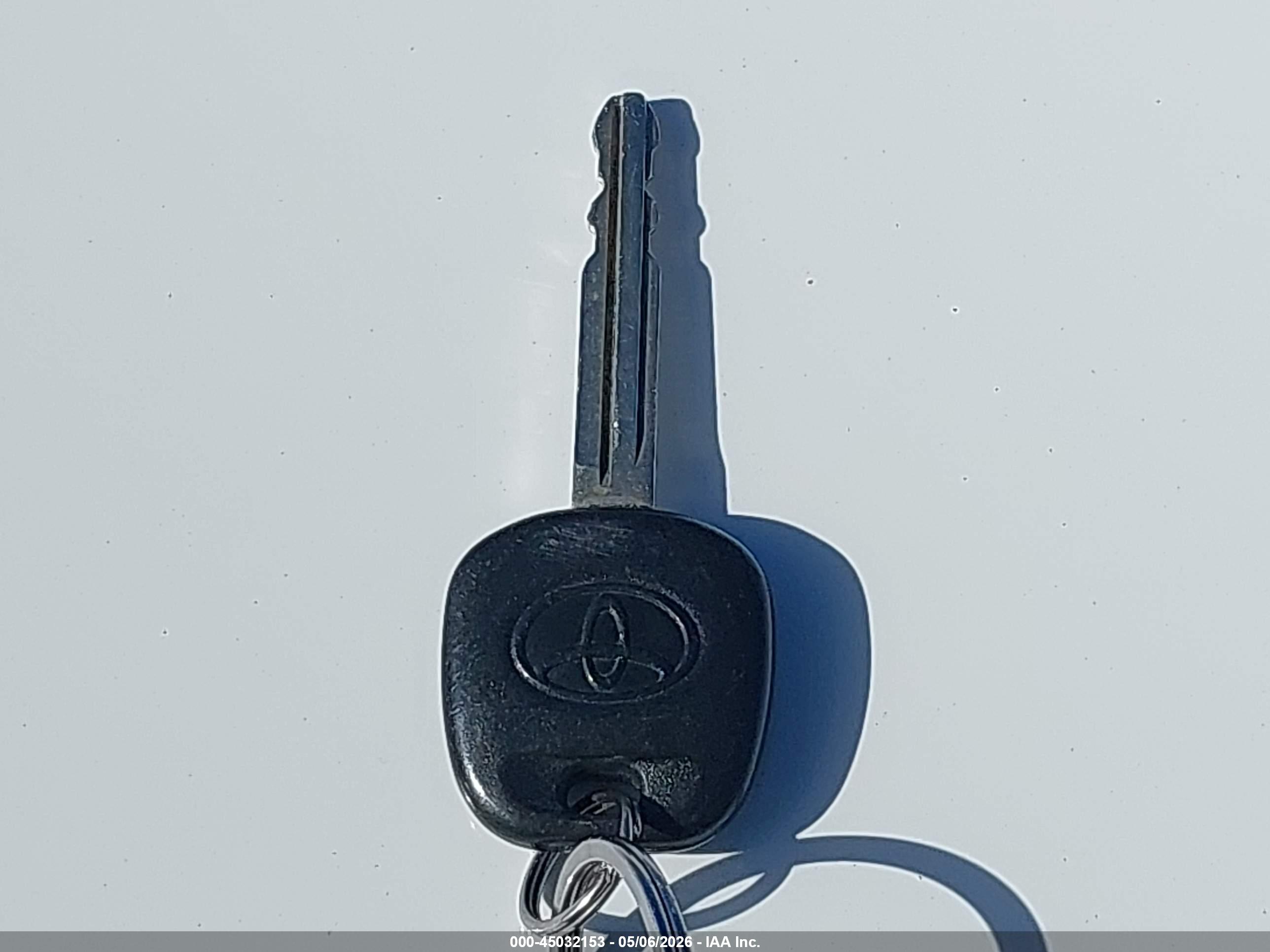 TOYOTA SIENNA image 11