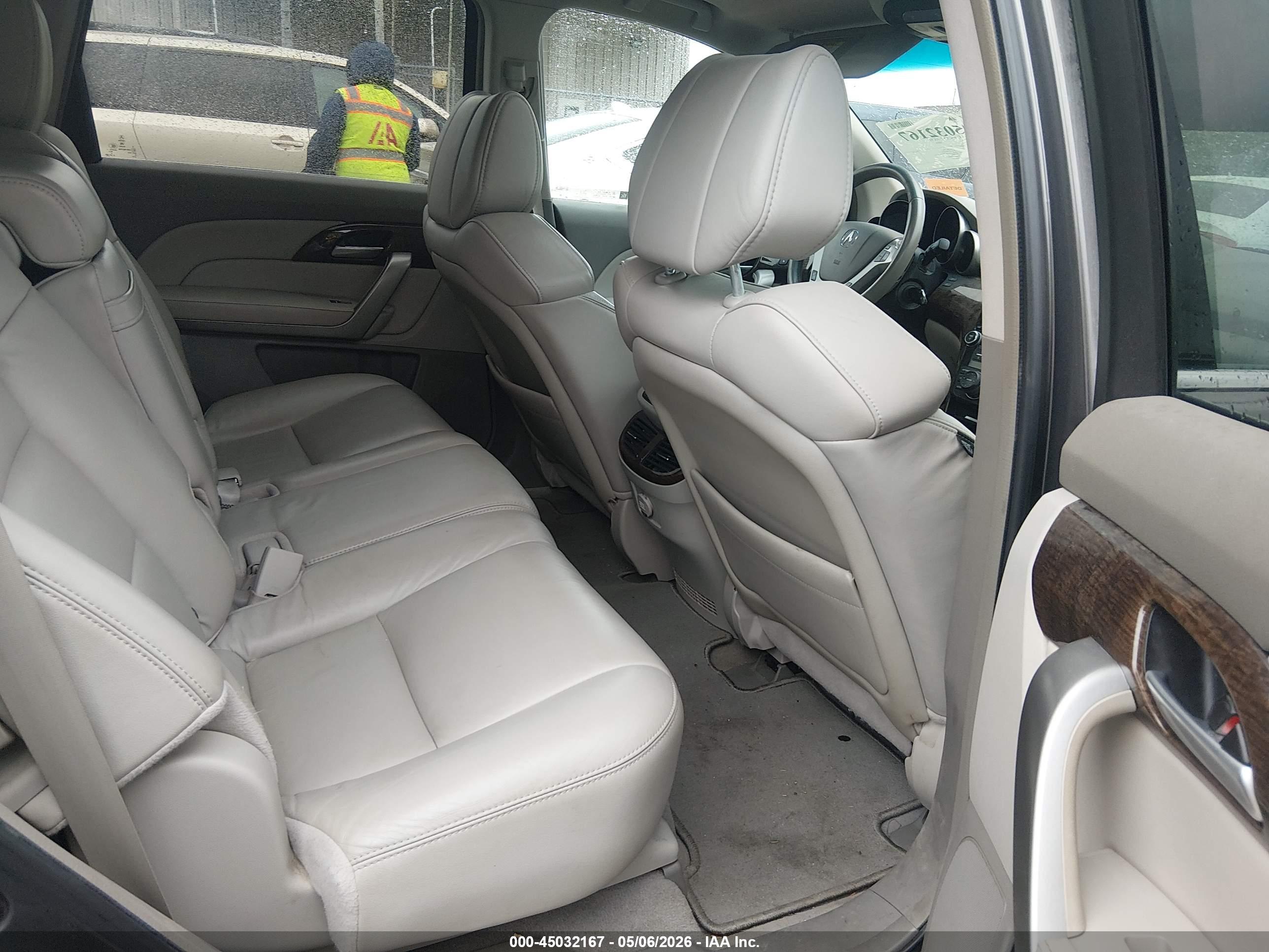 ACURA MDX image 8