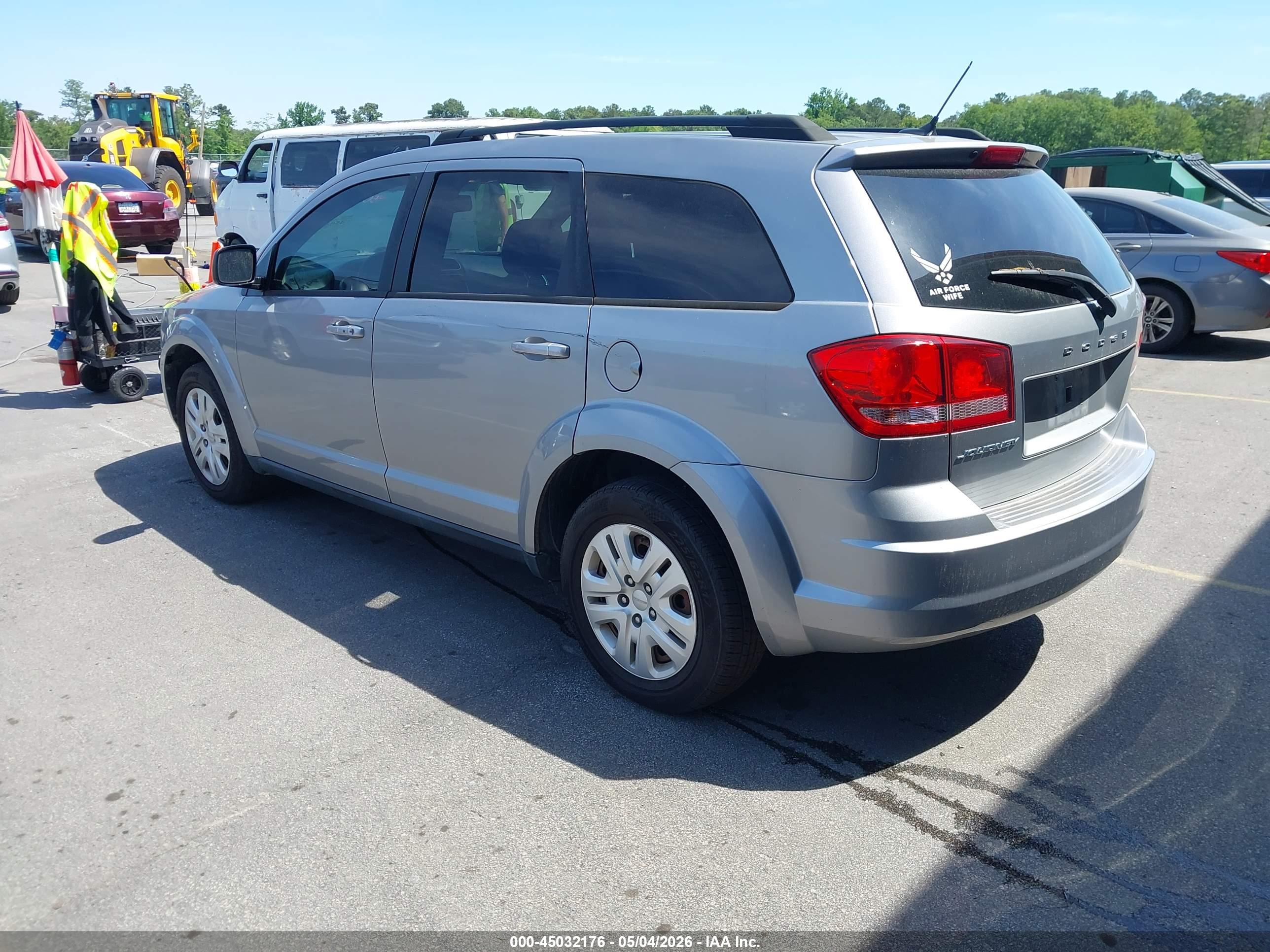 DODGE JOURNEY image 3