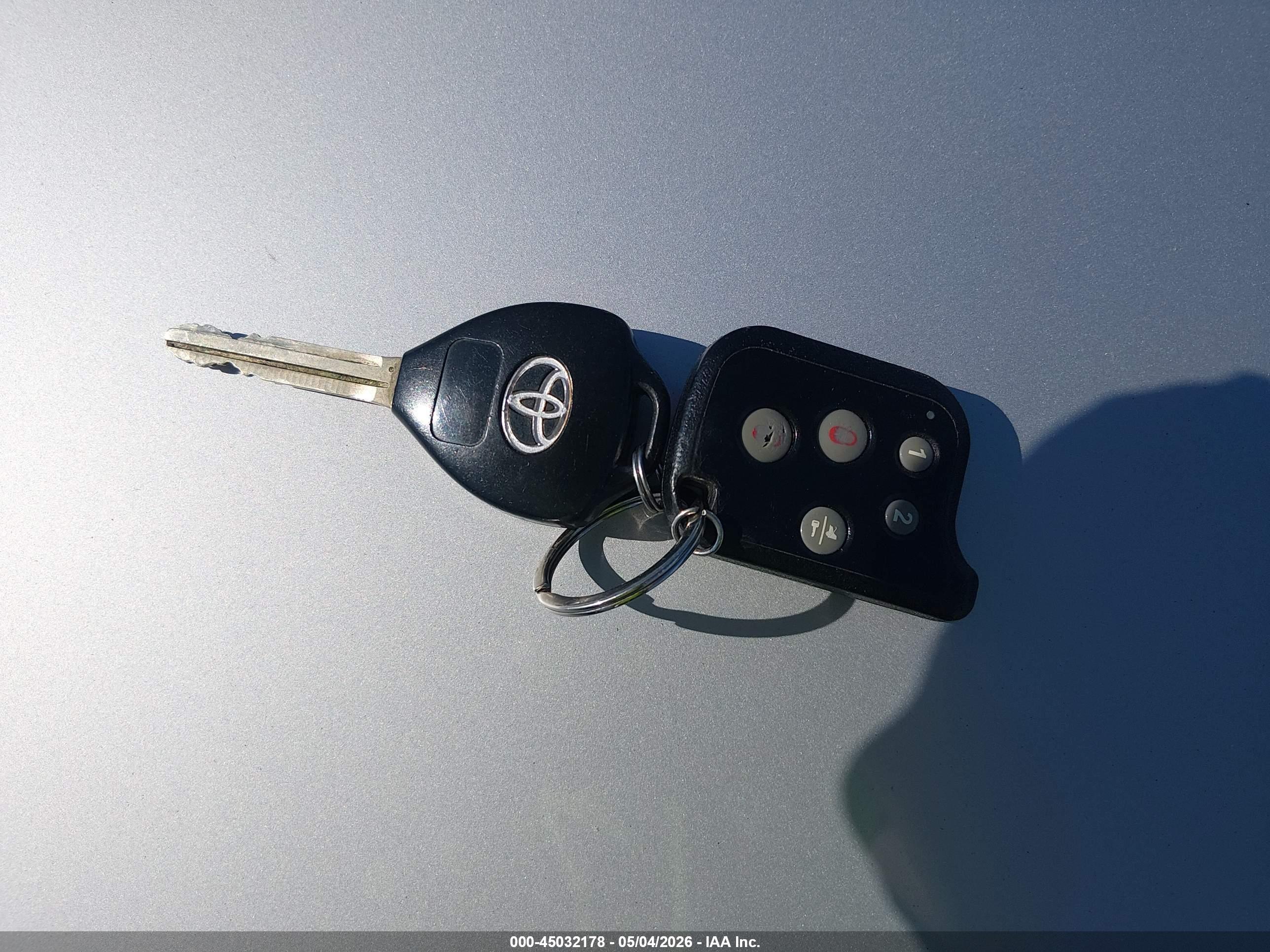 TOYOTA COROLLA image 11
