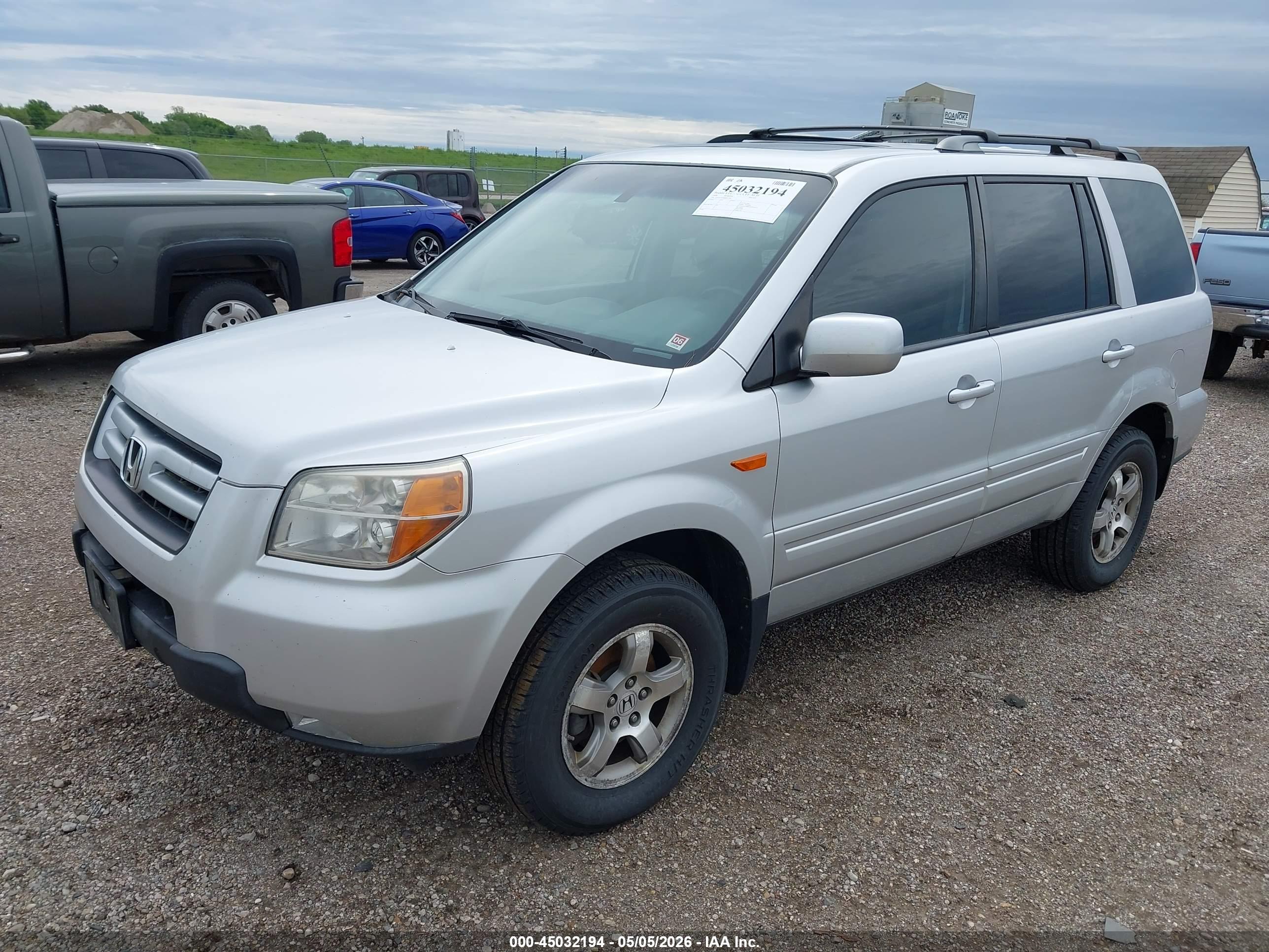 HONDA PILOT image 2