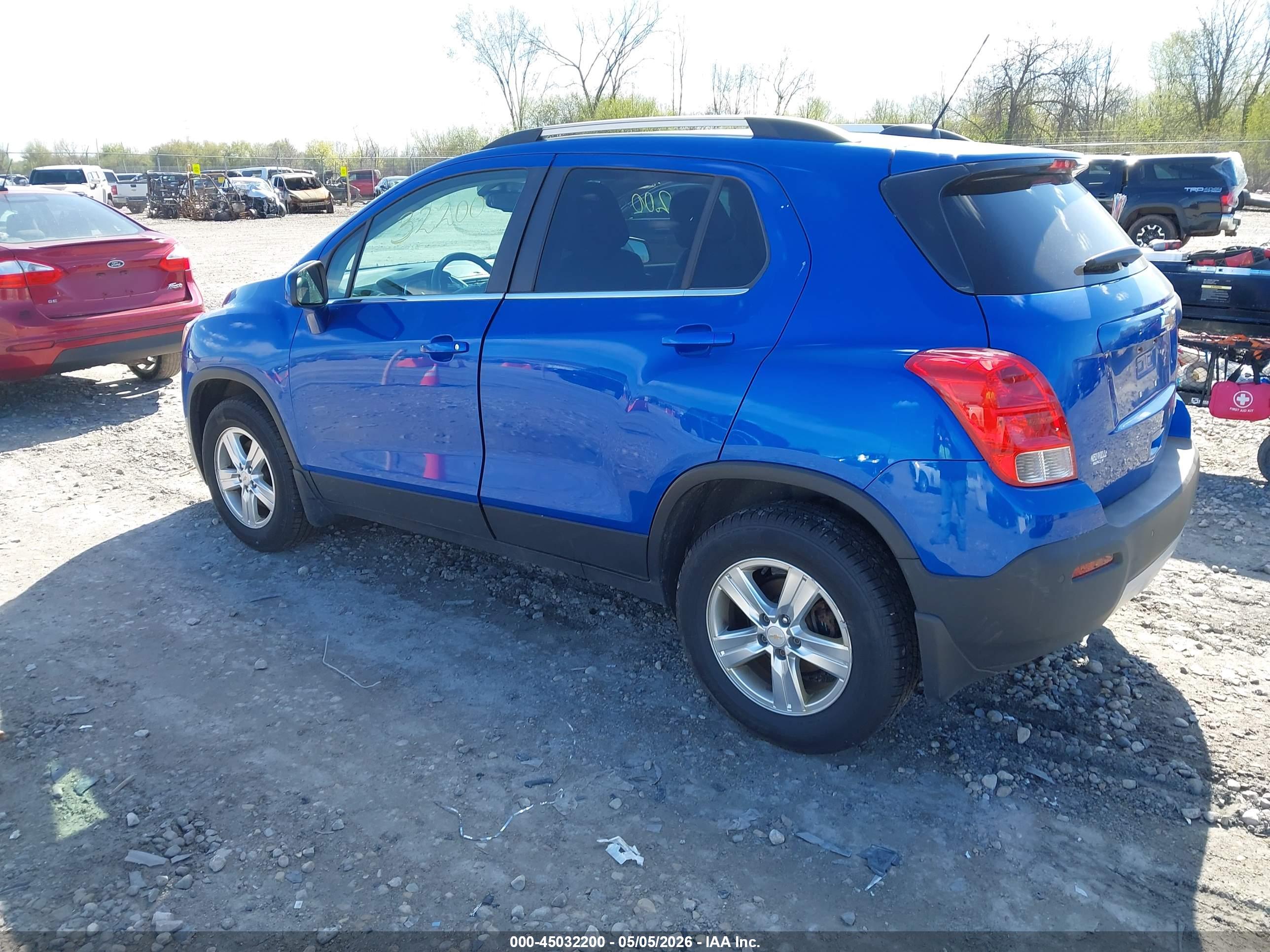 CHEVROLET TRAX image 3
