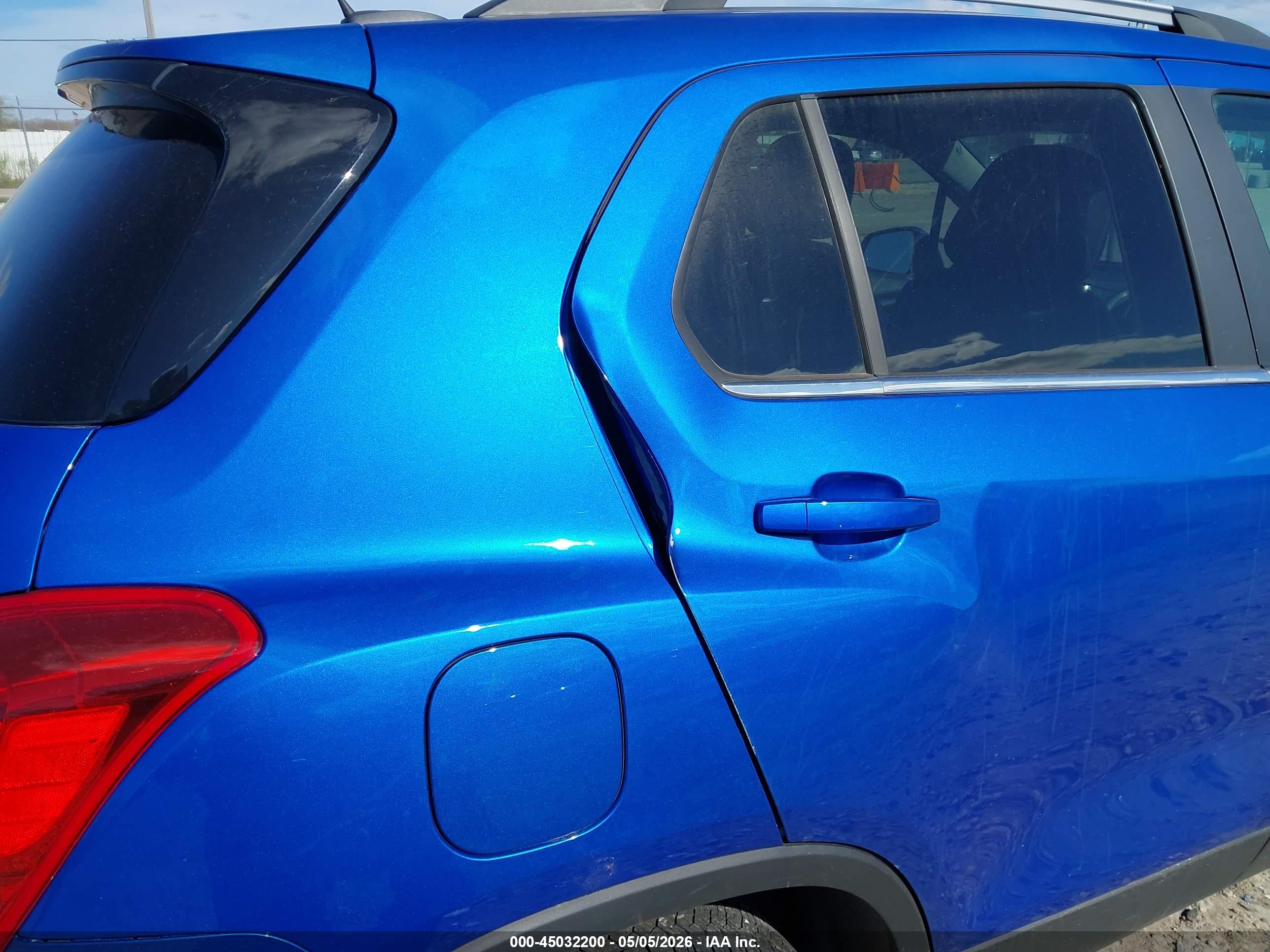 CHEVROLET TRAX image 6